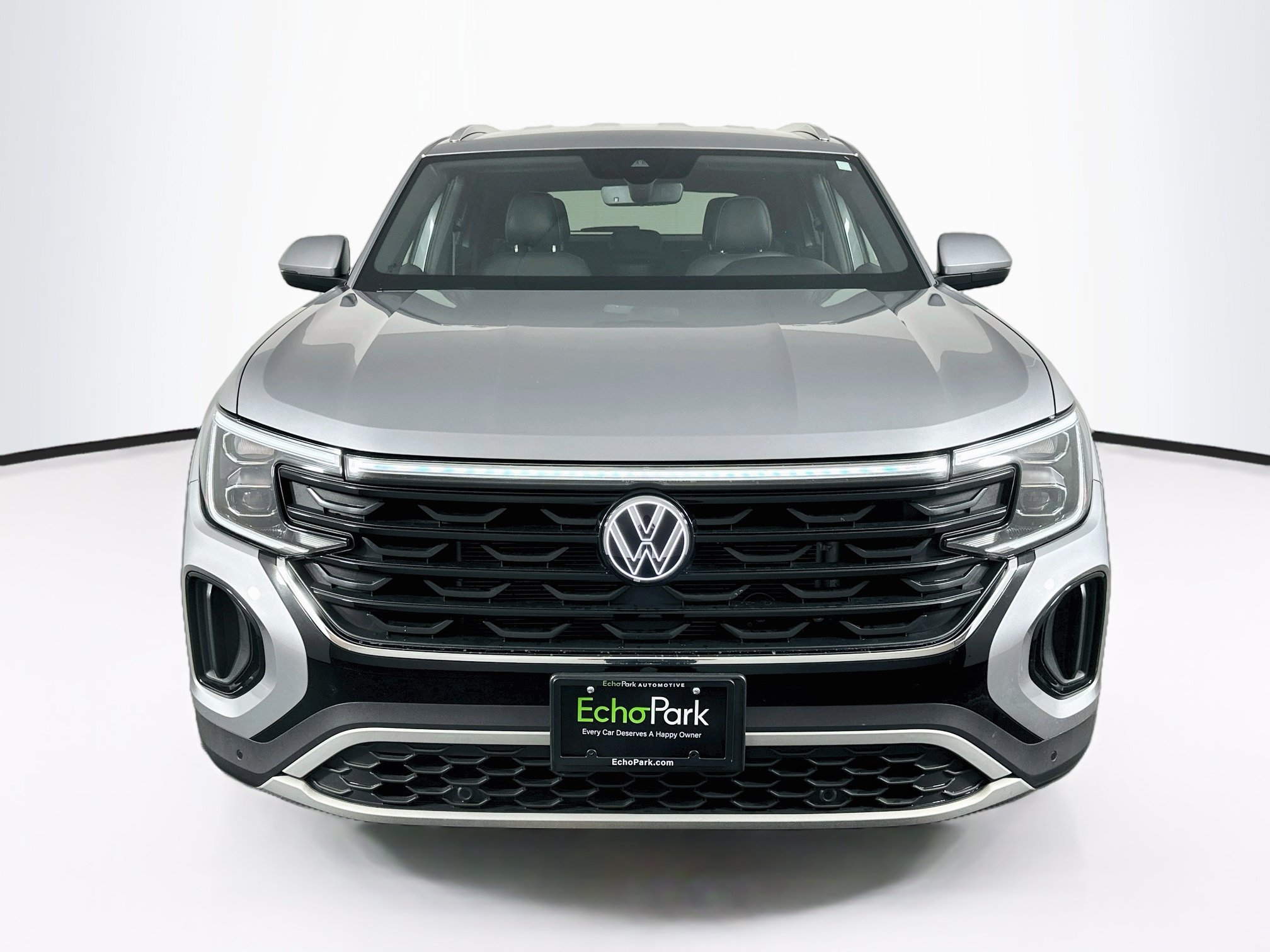 Used 2026 Volkswagen Atlas Cross Sport 2.0T SE w/Technology 2.0T SE w/Technology FWD