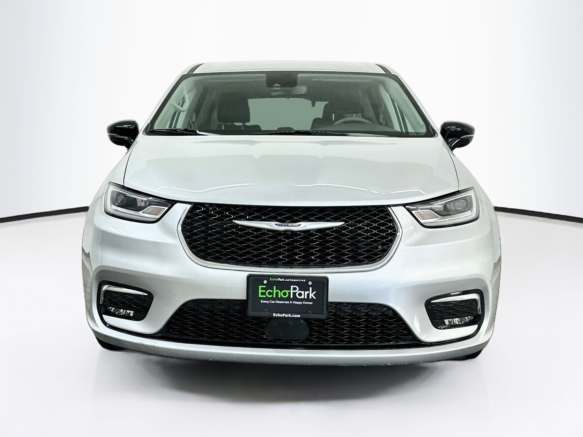 Used 2024 Chrysler Pacifica Touring L Touring L FWD