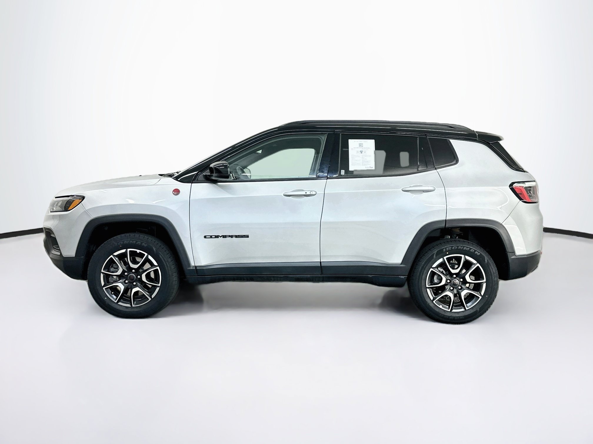 Used 2025 Jeep Compass Trailhawk Trailhawk 4x4