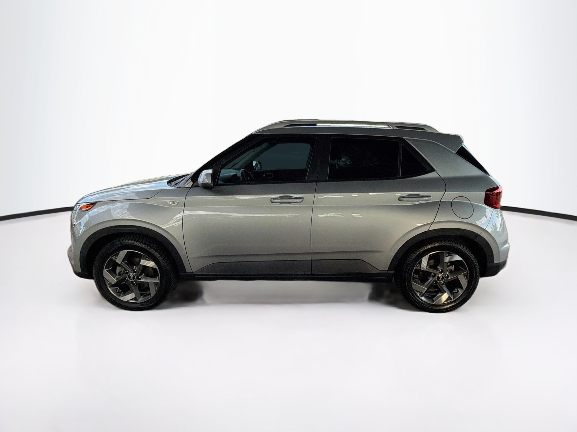 Used 2022 Hyundai Venue SEL SEL IVT