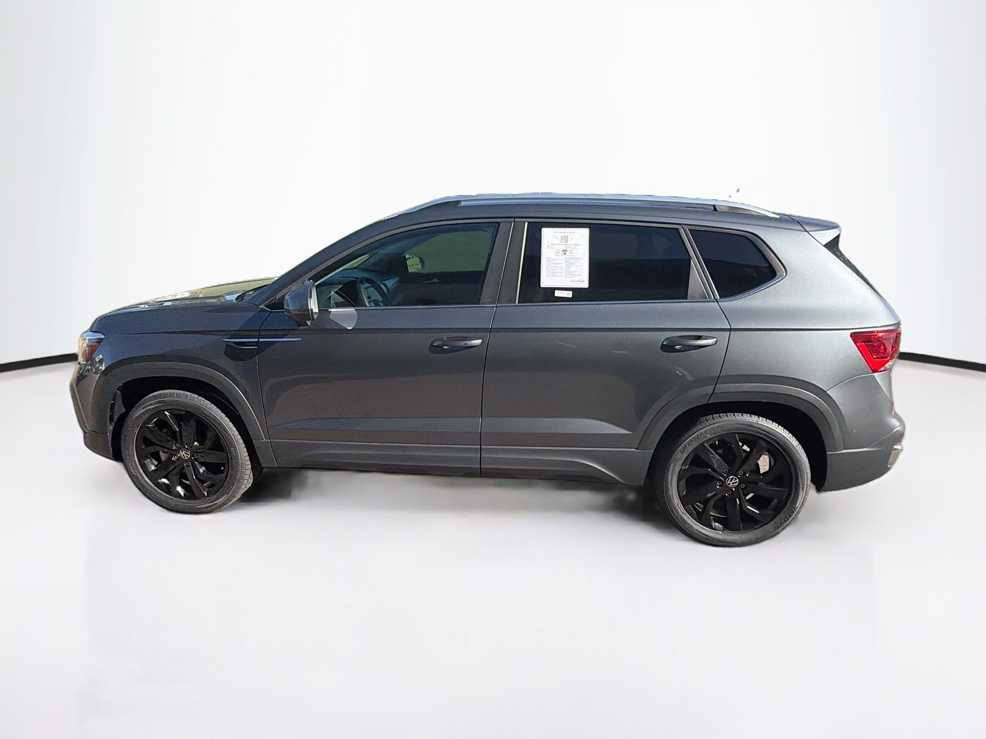 Used 2023 Volkswagen Taos SE SE 4MOTION *Ltd Avail*