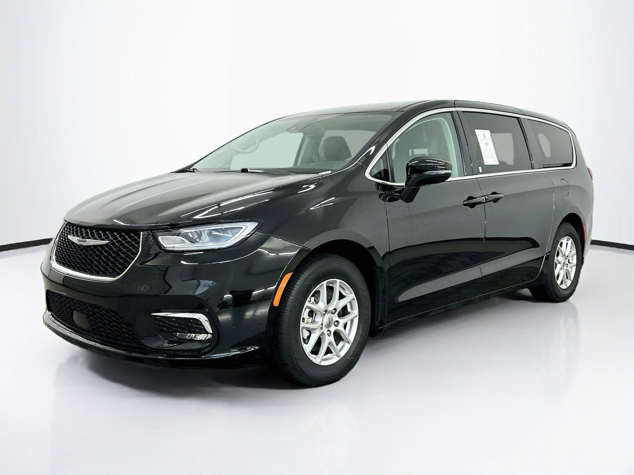 Used 2024 Chrysler Pacifica Touring L Touring L FWD