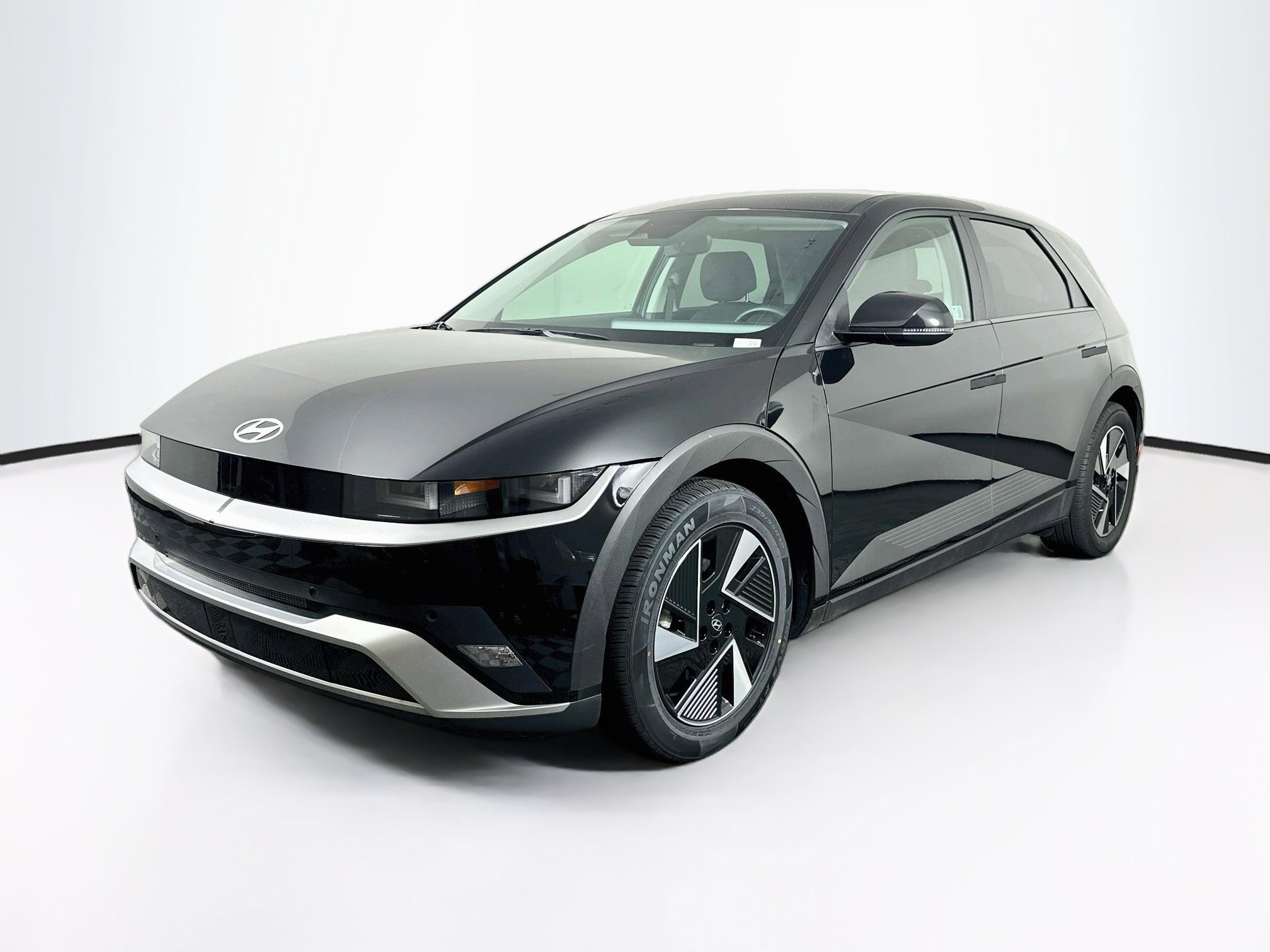 Used 2025 Hyundai IONIQ 5 SE SE RWD