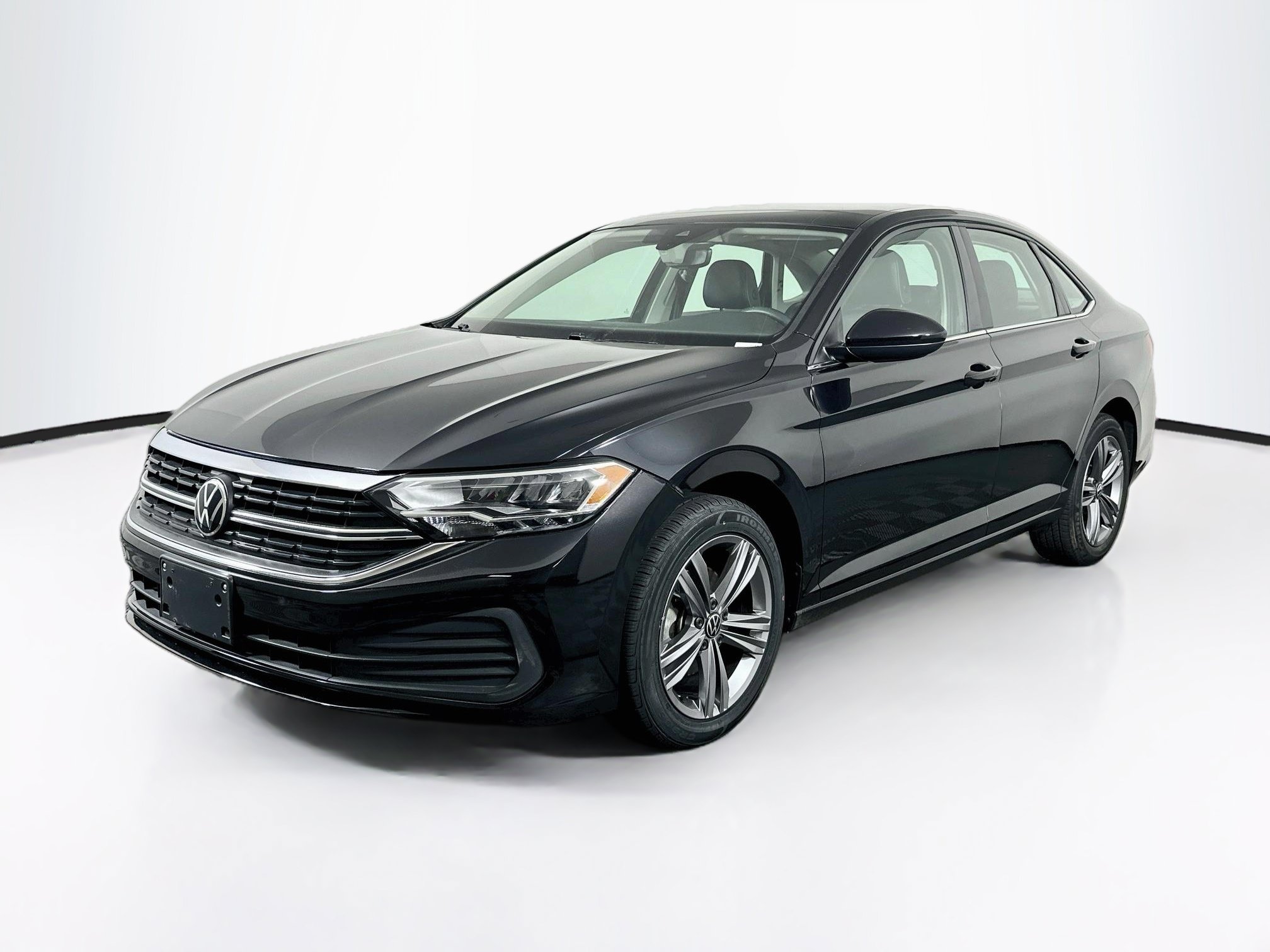 Used 2023 Volkswagen Jetta SE SE Auto