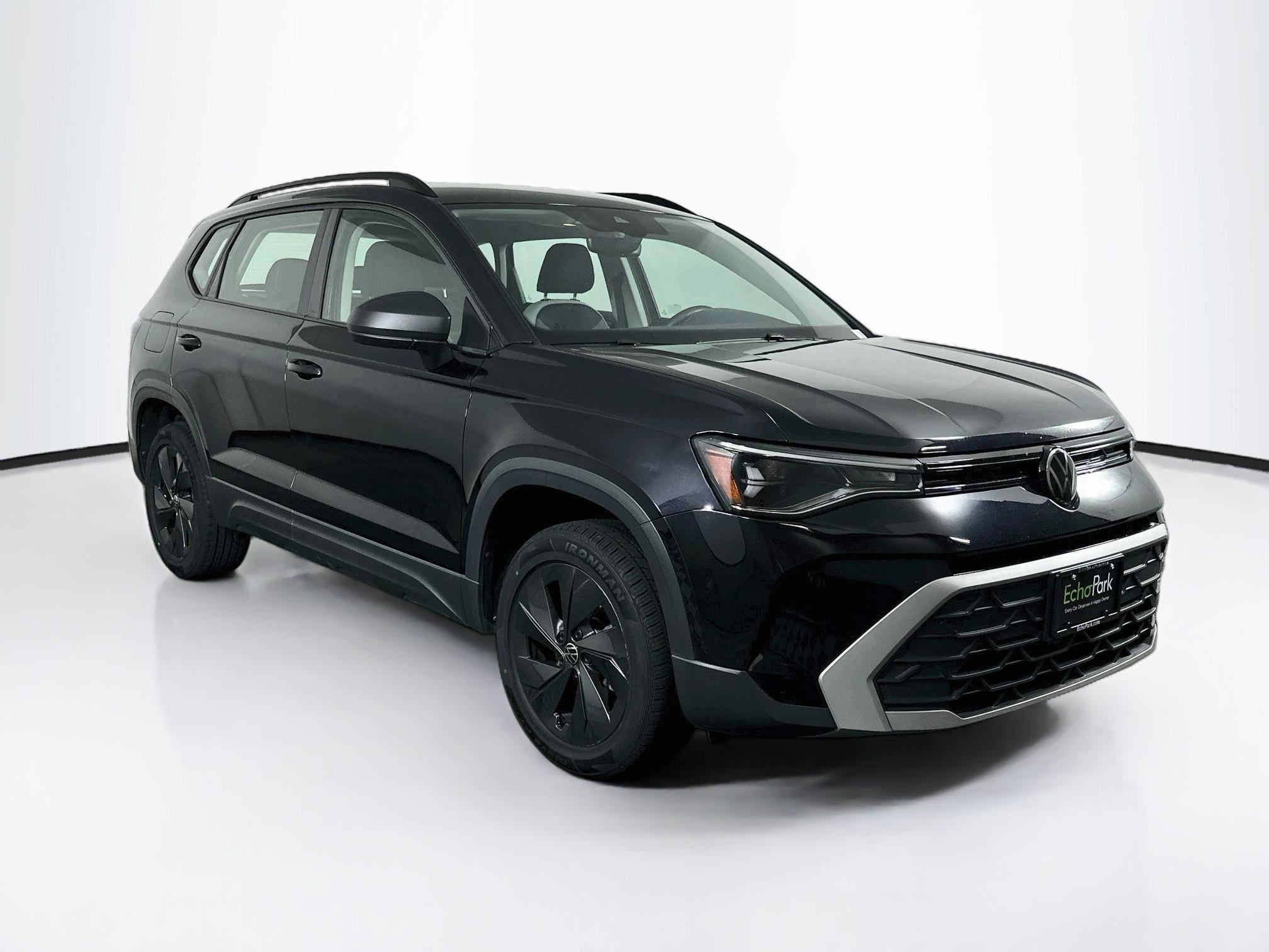 2025 Volkswagen Taos