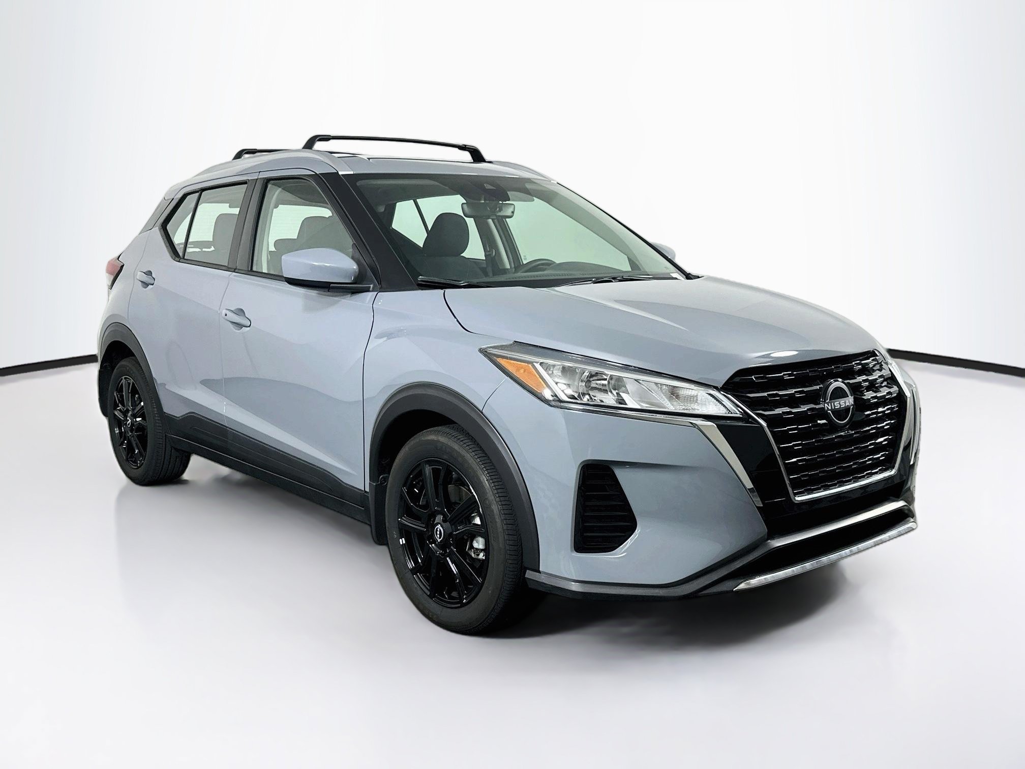 Used 2024 Nissan Kicks SV SV FWD