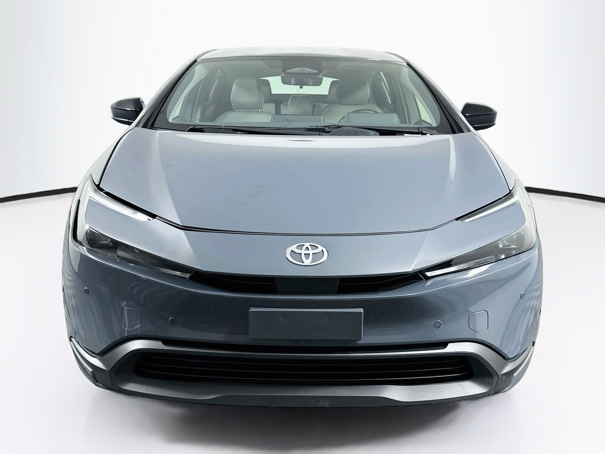 Used 2025 Toyota Prius LE LE