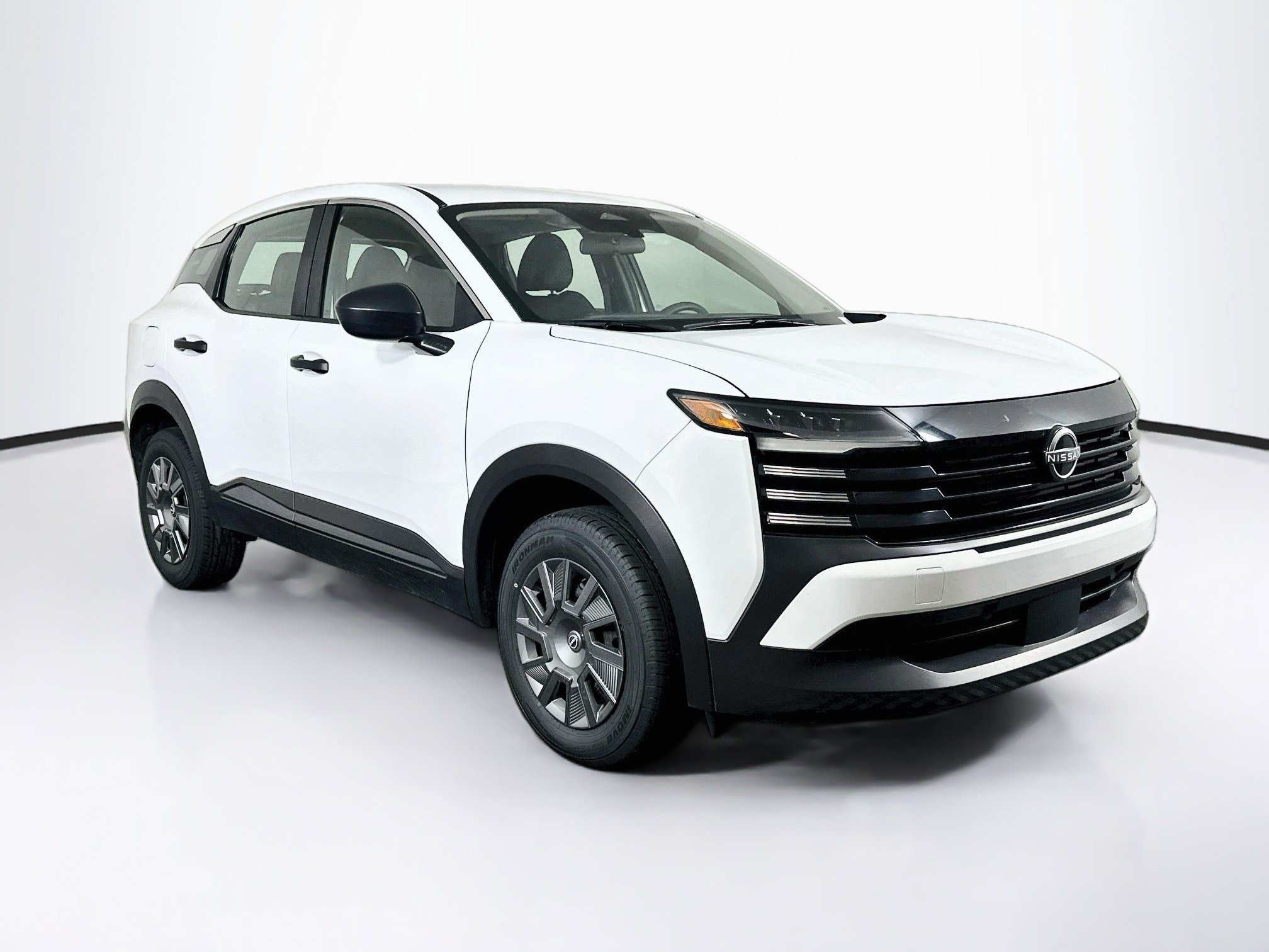 2025 Nissan Kicks