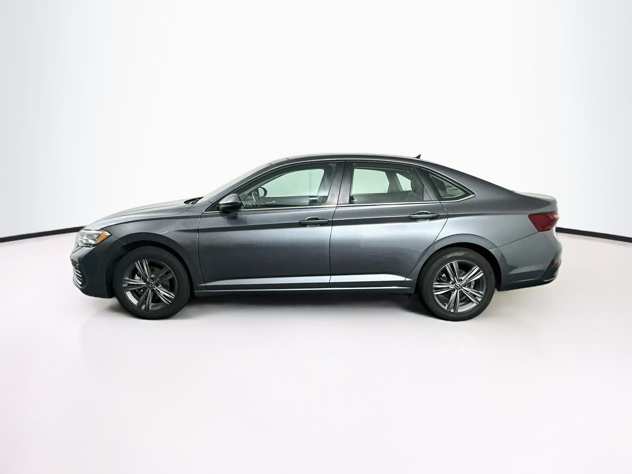 Used 2024 Volkswagen Jetta SE SE Auto