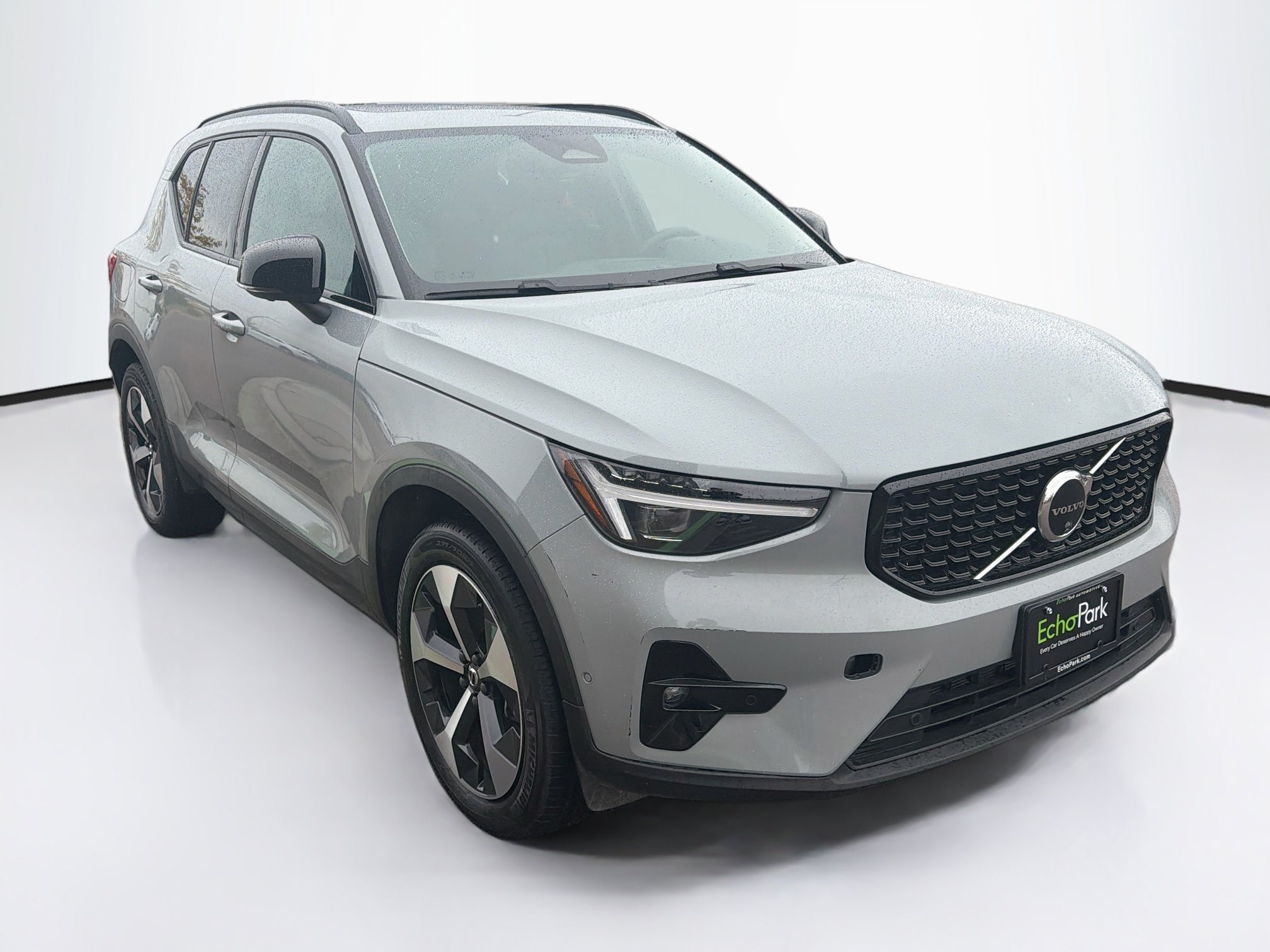 2026 Volvo XC40