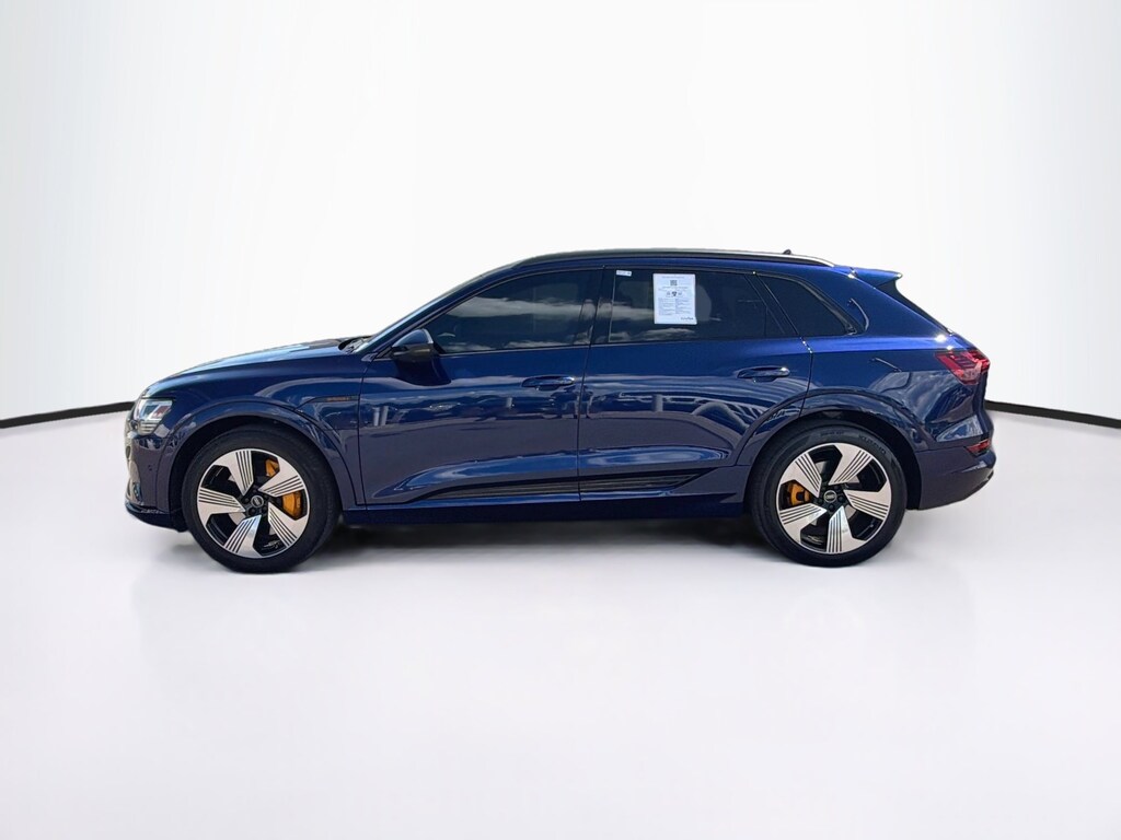Used 2022 Audi e-tron Premium Plus Premium Plus quattro