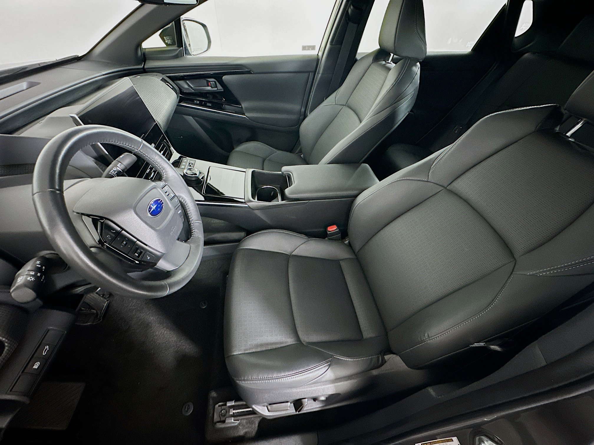 2023 Subaru SOLTERRA Limited - Photo 11