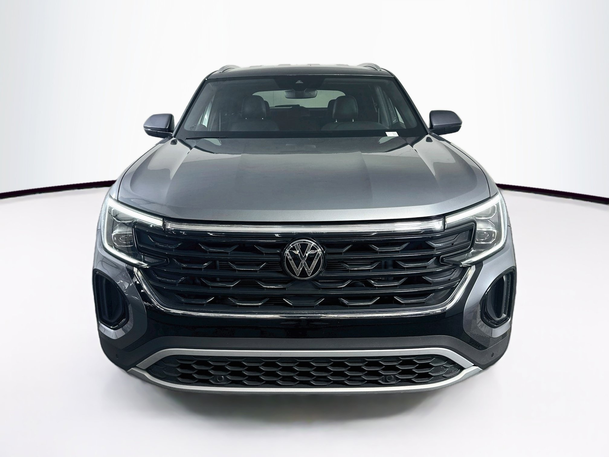 Used 2025 Volkswagen Atlas Cross Sport 2.0T SE w/Technology SUV
