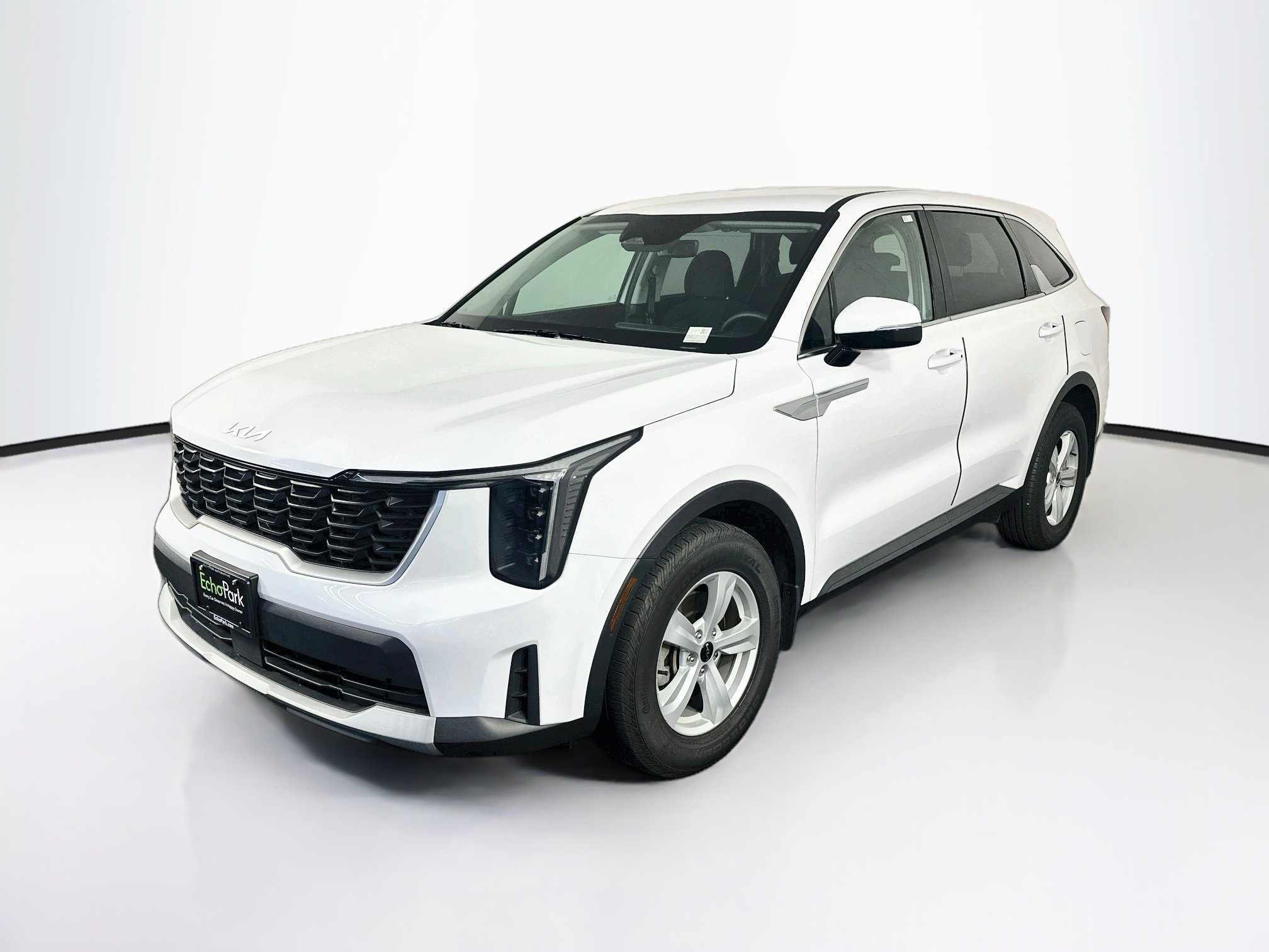 Used 2025 Kia Sorento LX SUV