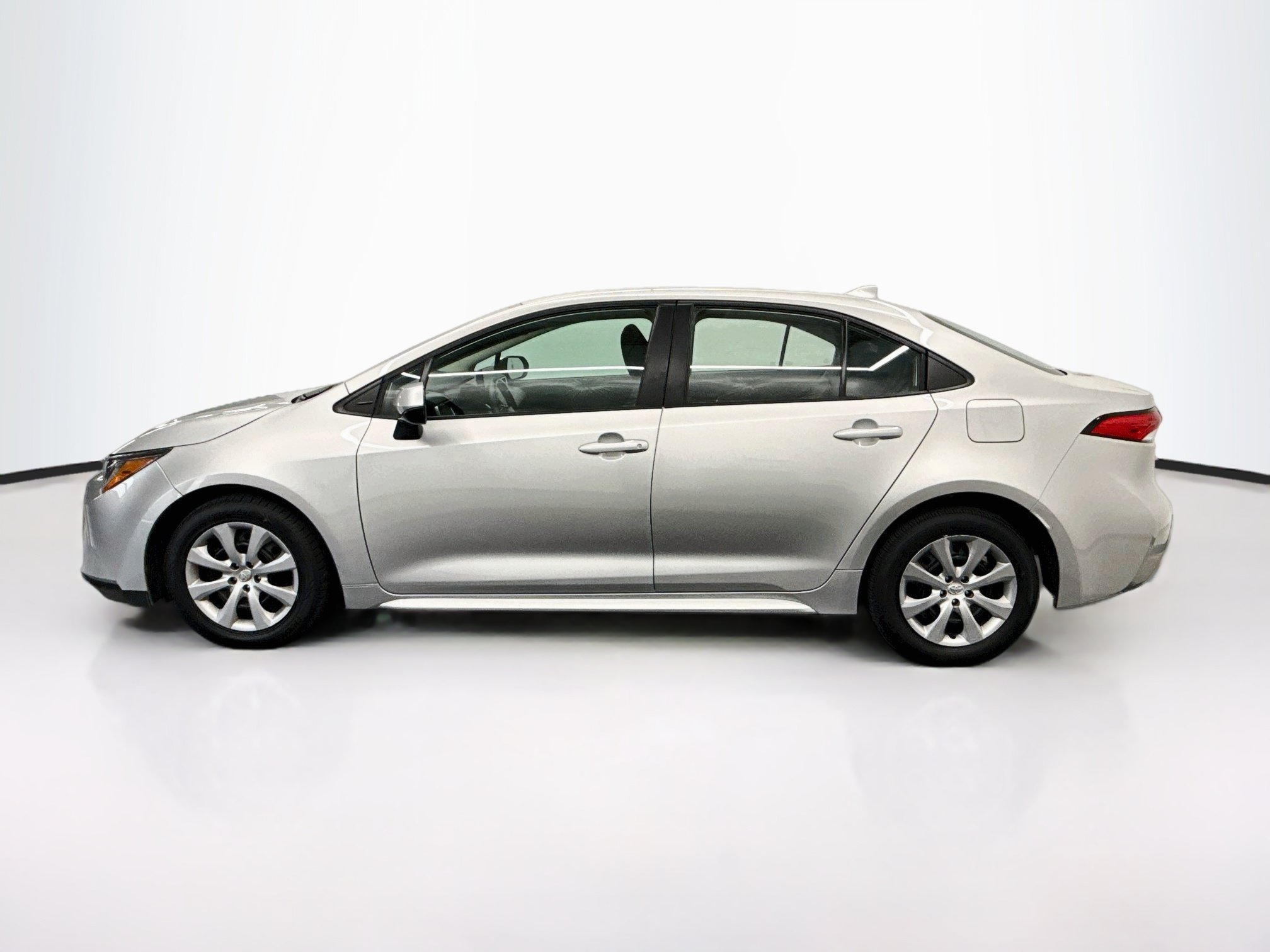 Used 2025 Toyota Corolla LE Sedan