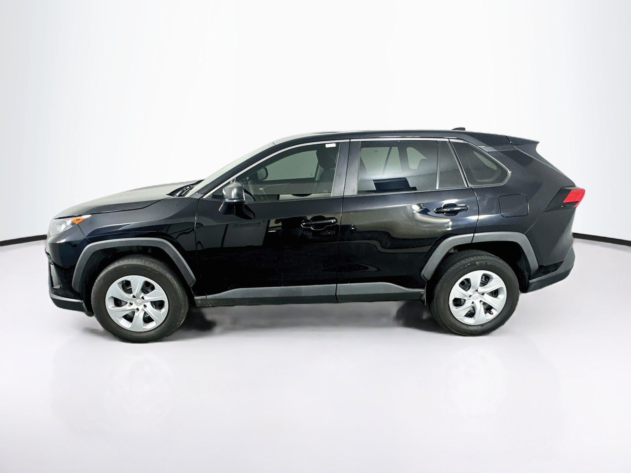 Used 2022 Toyota RAV4 LE SUV