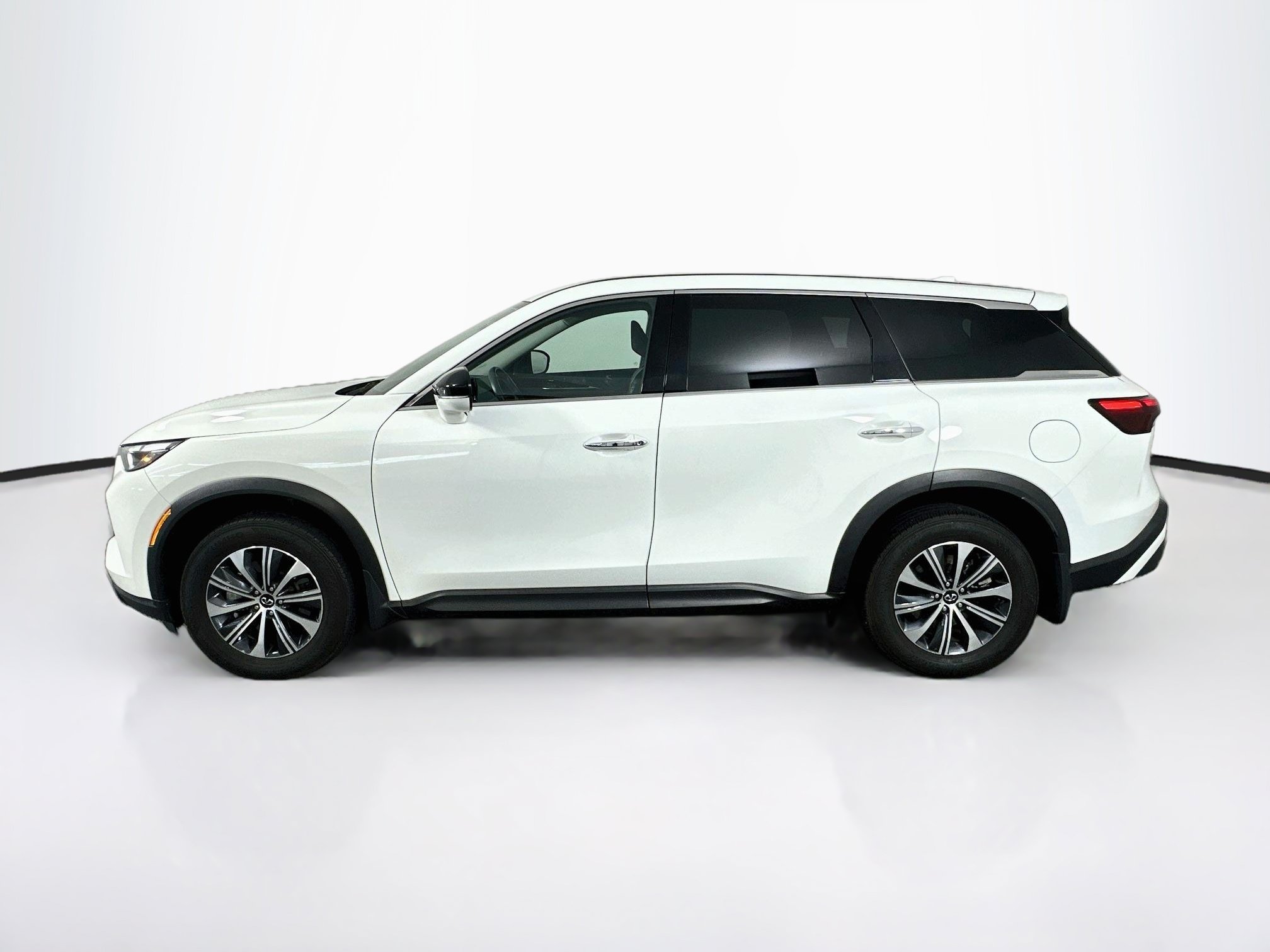 Used 2024 INFINITI QX60 PURE SUV