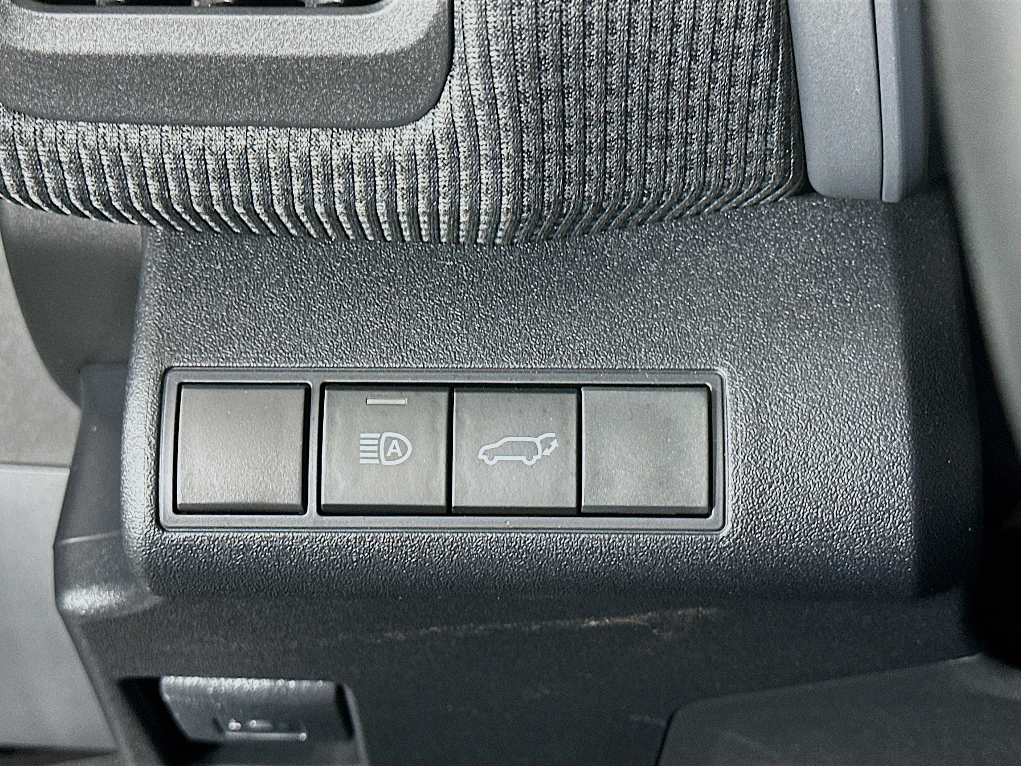 2023 Subaru SOLTERRA Limited - Photo 14