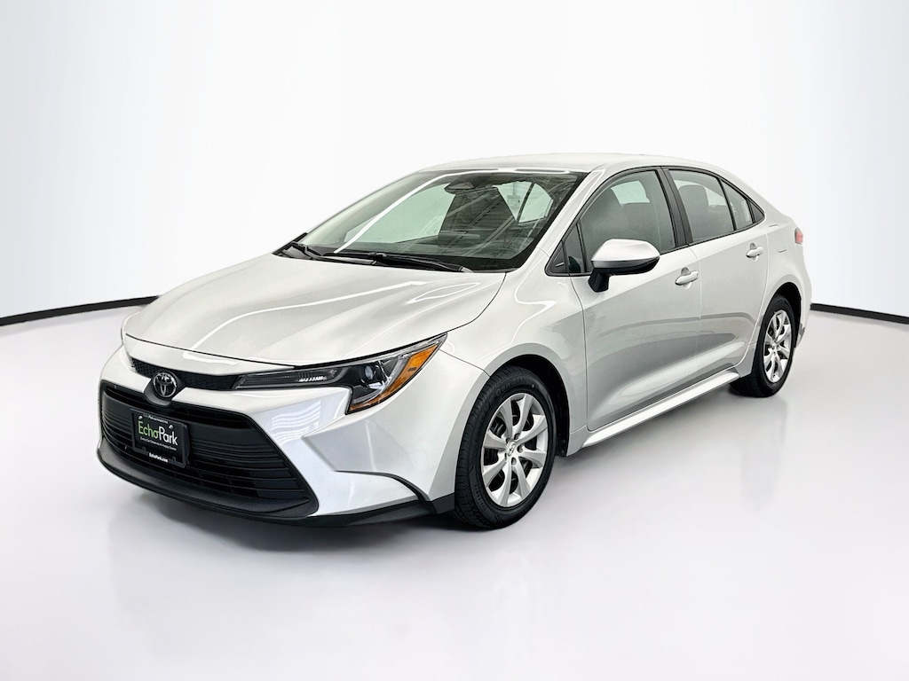 Used 2025 Toyota Corolla LE Sedan