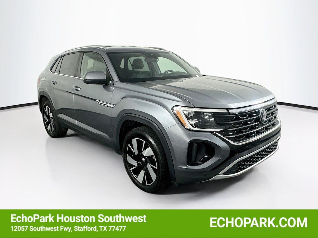 Used 2025 Volkswagen Atlas Cross Sport 2.0T SE w/Technology SUV