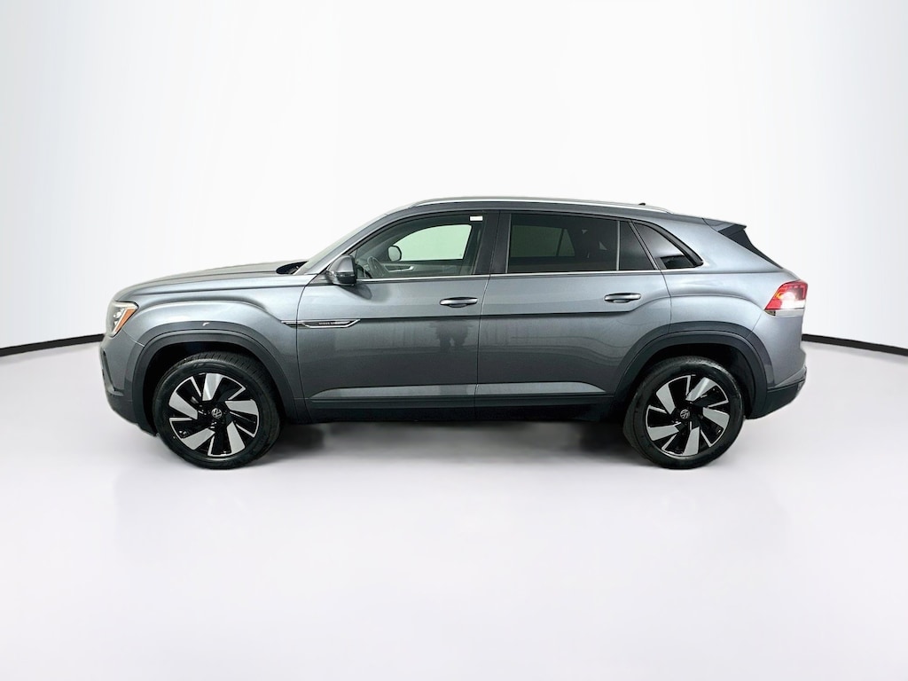 Used 2025 Volkswagen Atlas Cross Sport 2.0T SE w/Technology SUV