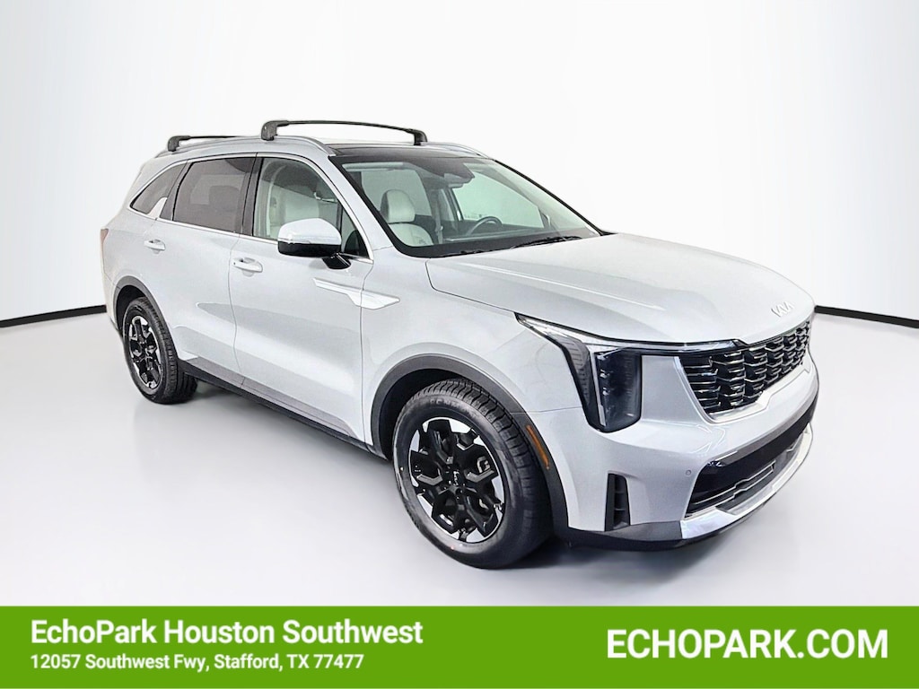 Used 2025 Kia Sorento S SUV