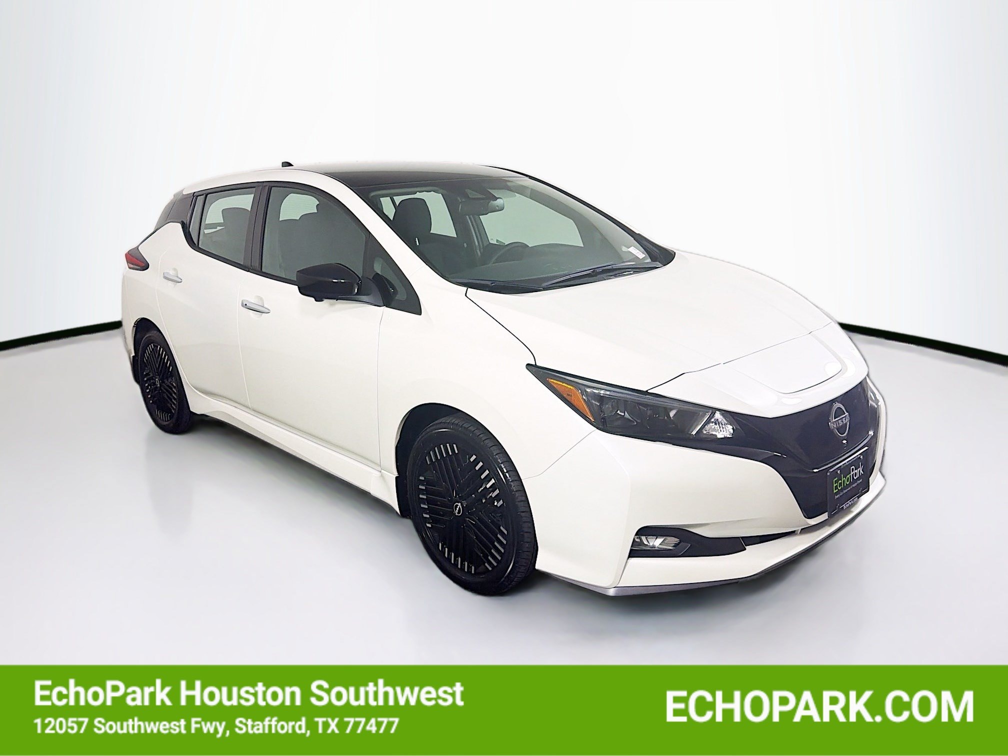 2024 Nissan LEAF