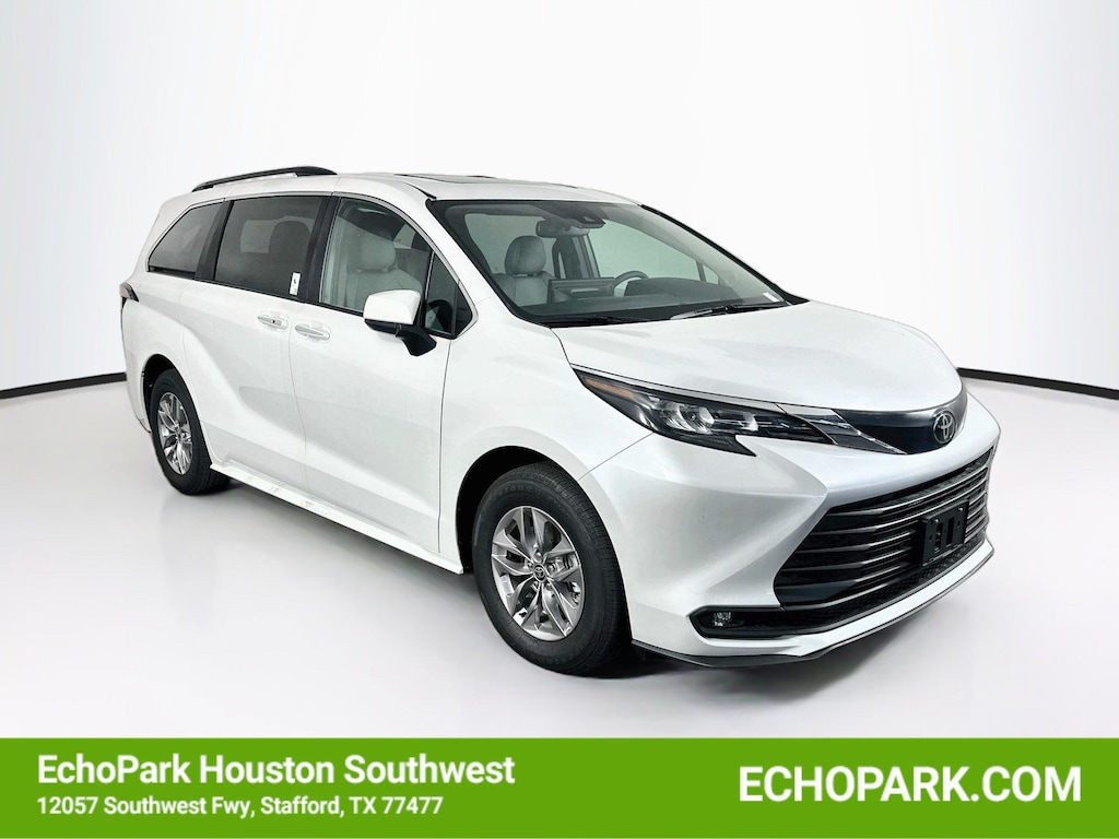 Used 2026 Toyota Sienna XLE 8 Passenger Van Passenger Van