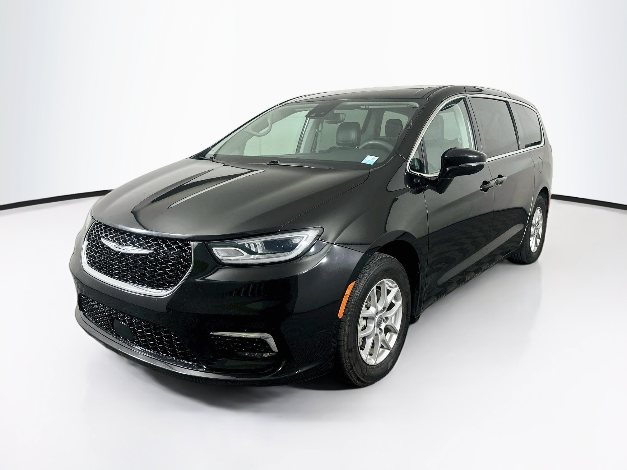 Used 2024 Chrysler Pacifica Touring L Touring L FWD