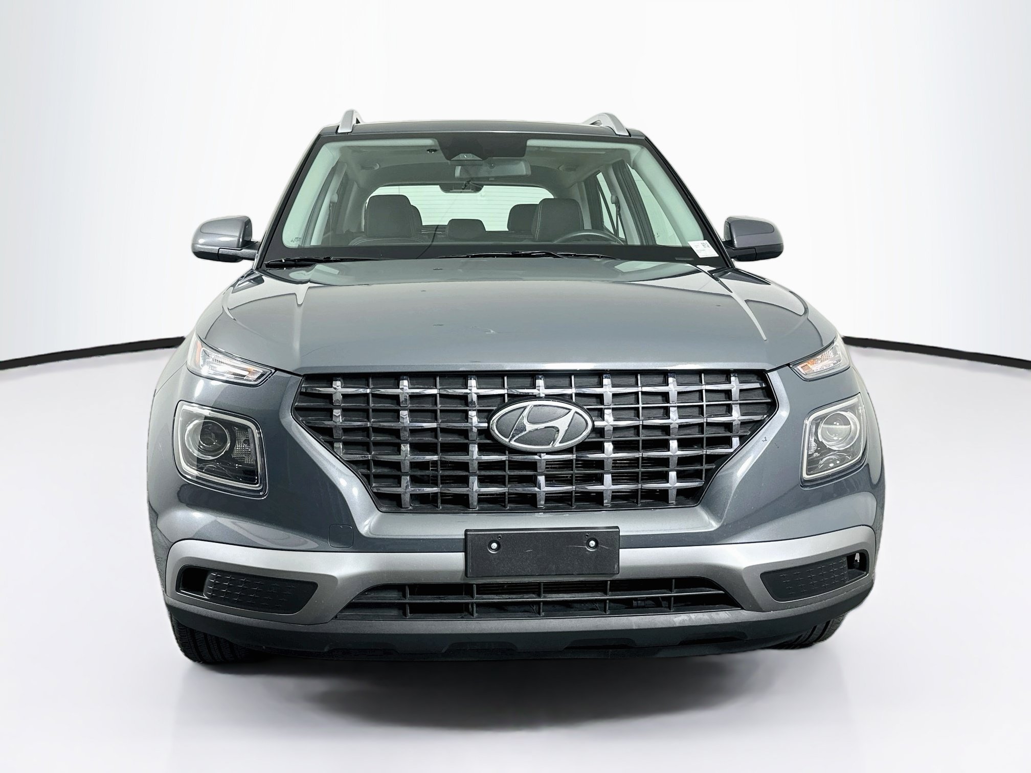 Used 2025 Hyundai Venue SEL SEL IVT