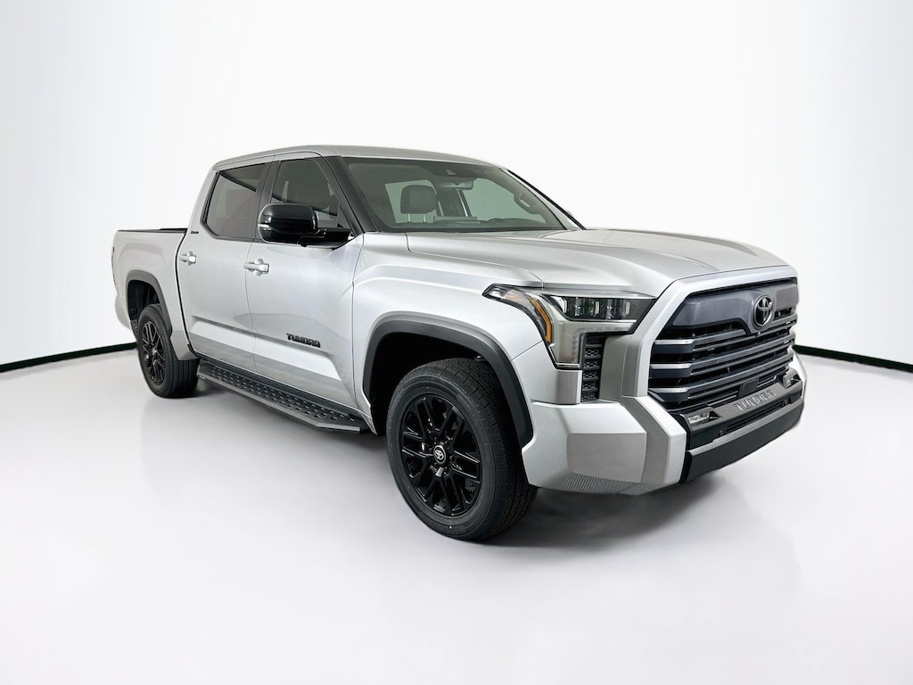 Used 2025 Toyota Tundra 4WD Limited Limited CrewMax 5.5 Bed