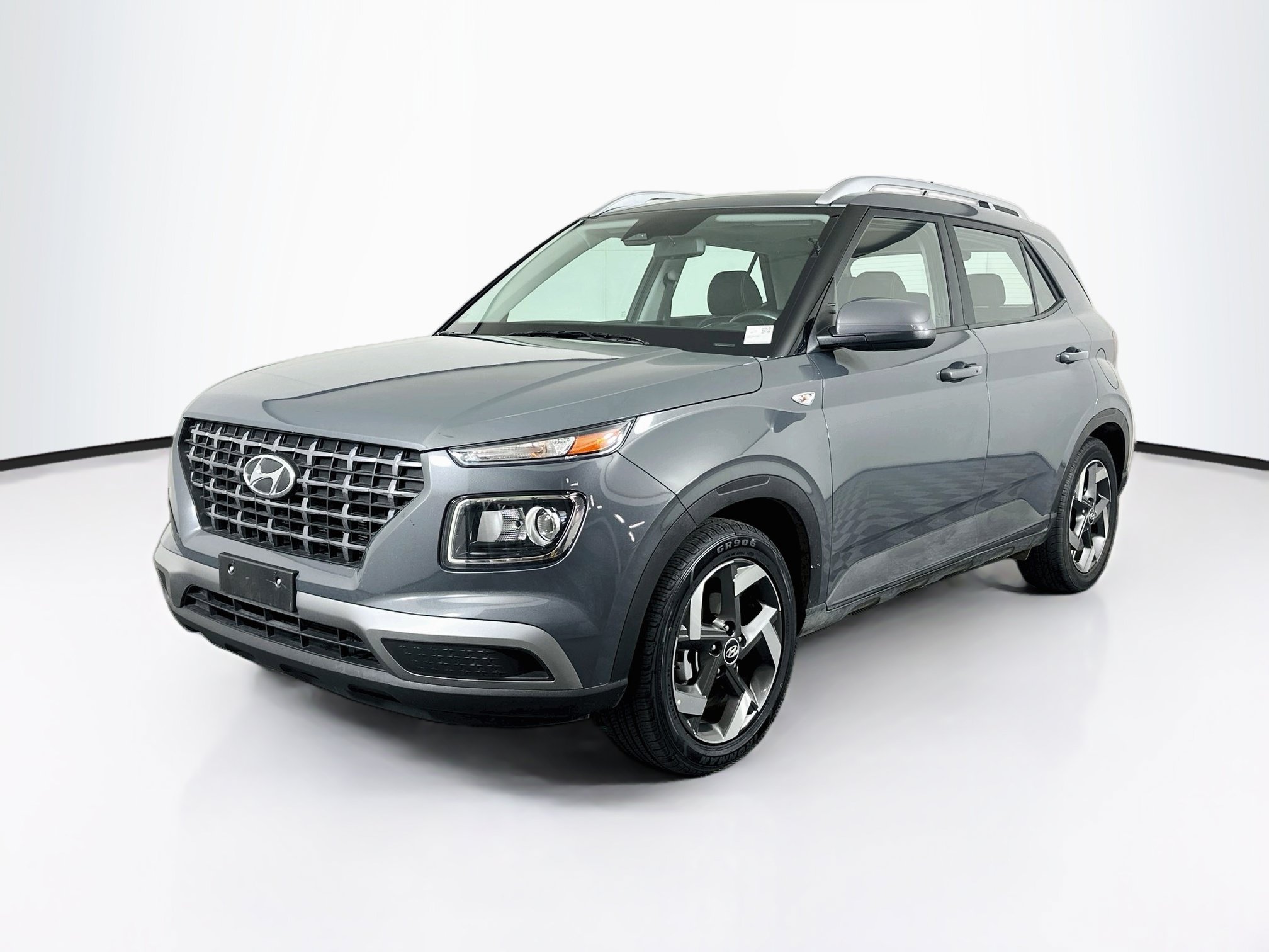 Used 2025 Hyundai Venue SEL SEL IVT