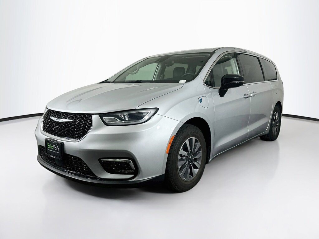 Used 2024 Chrysler Pacifica Hybrid Select Hybrid Select FWD
