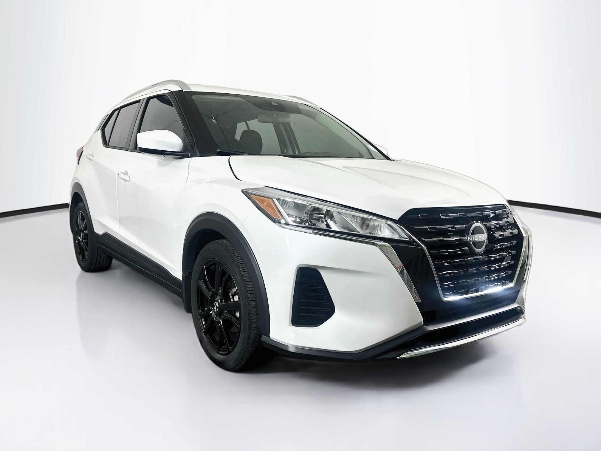 2023 Nissan Kicks