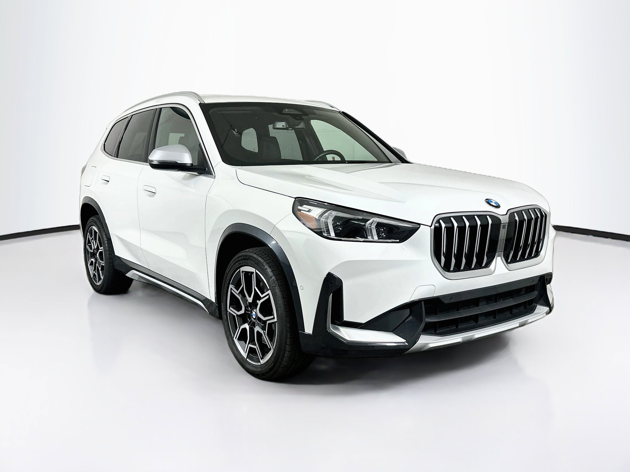 2023 BMW X1
