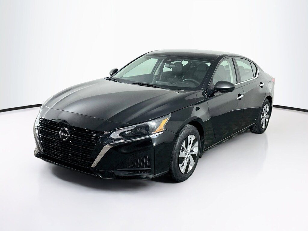 Used 2024 Nissan Altima 2.5 S Sedan