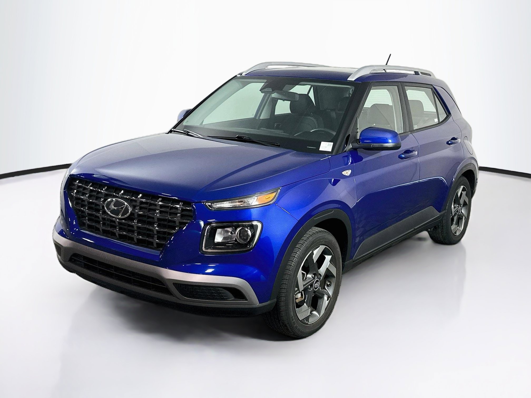 Used 2024 Hyundai Venue SEL SEL IVT
