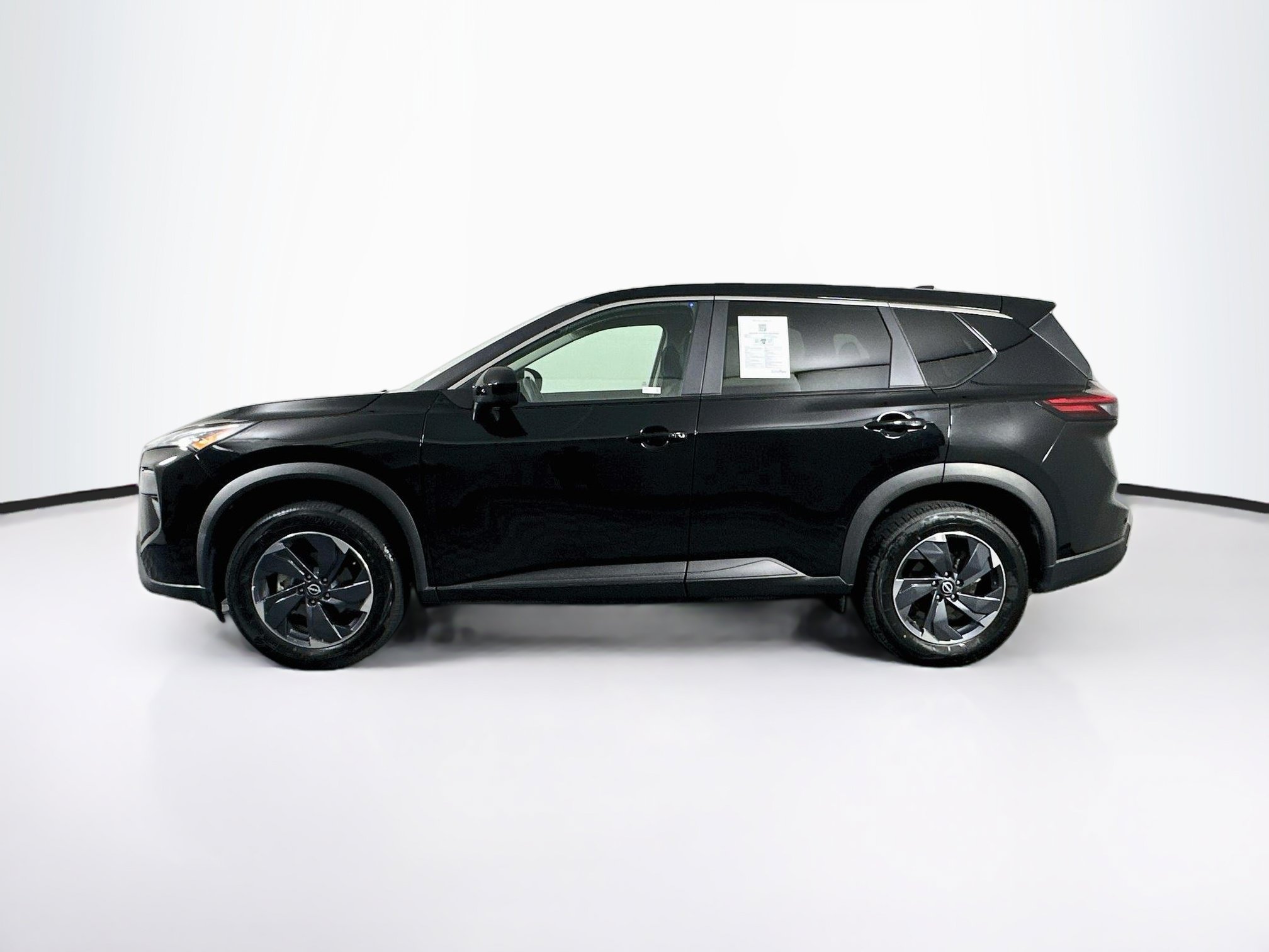 Used 2025 Nissan Rogue SV FWD SV