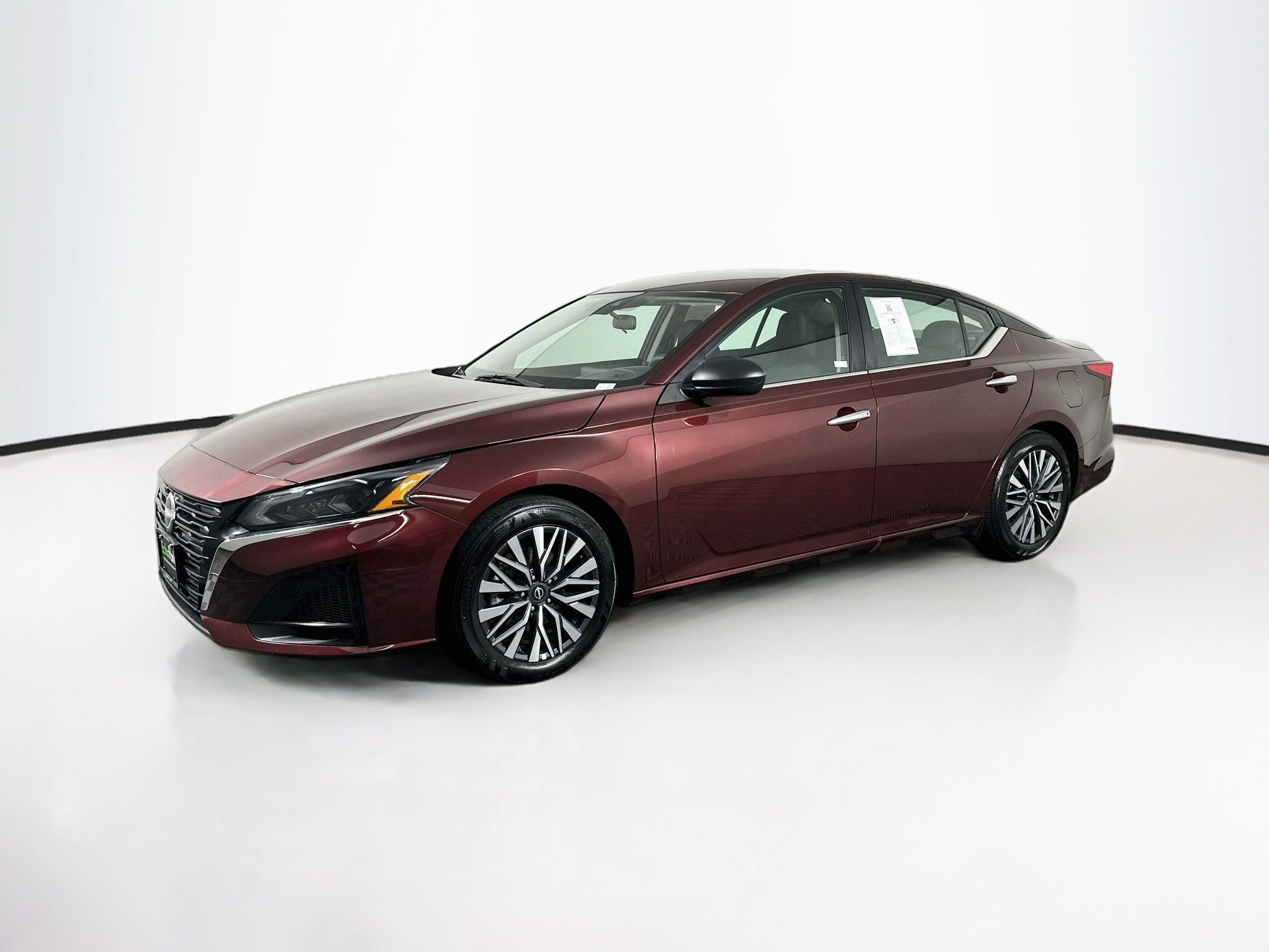Used 2025 Nissan Altima SV SV FWD