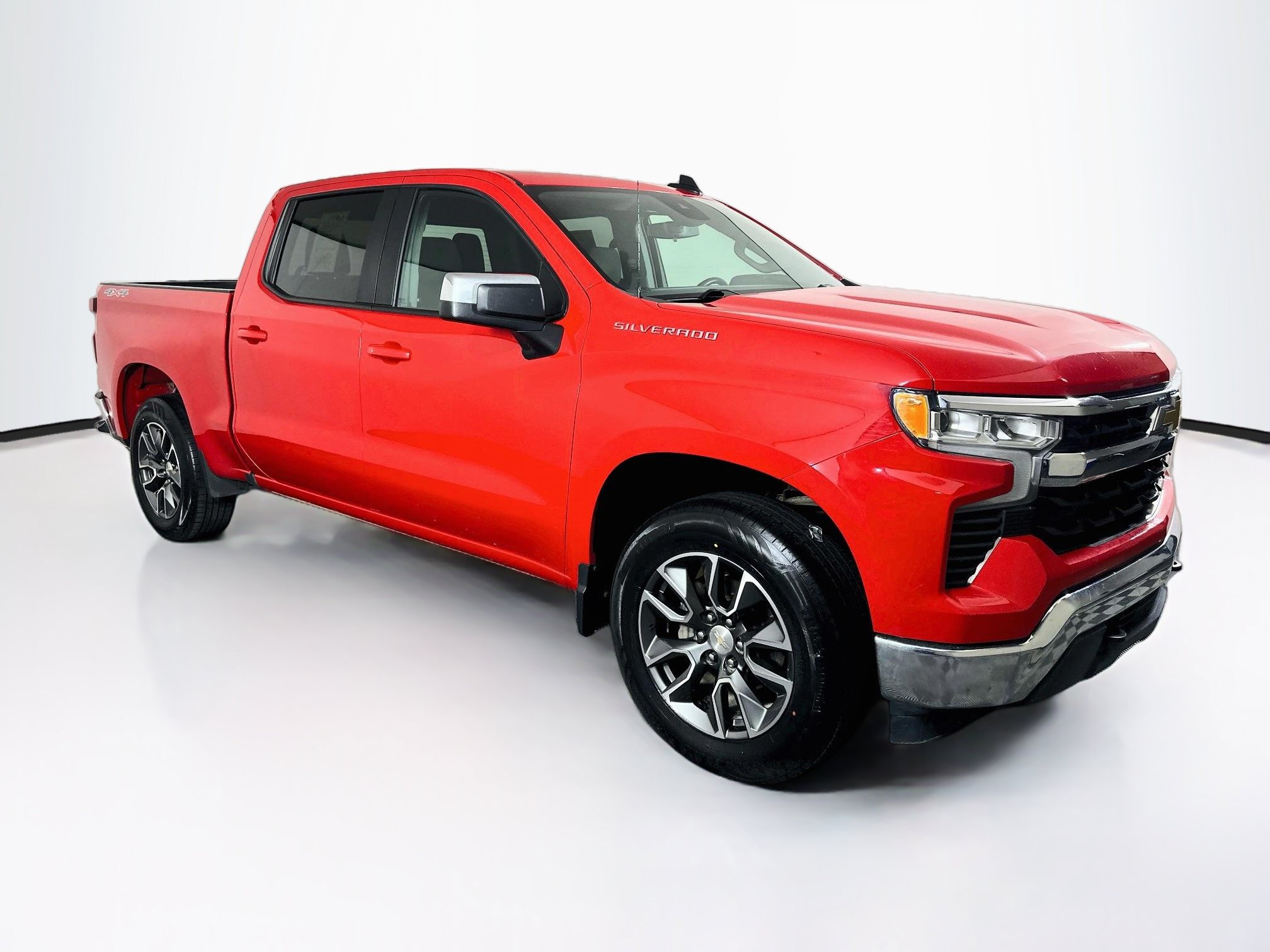 Used 2024 Chevrolet Silverado 1500 LT 4WD Crew Cab 147 LT w/2FL