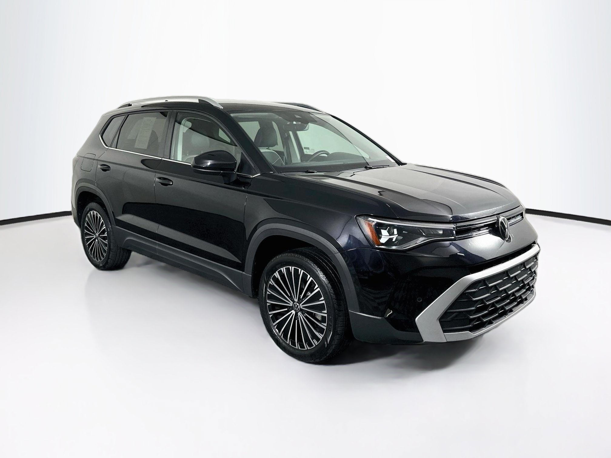 2025 Volkswagen Taos