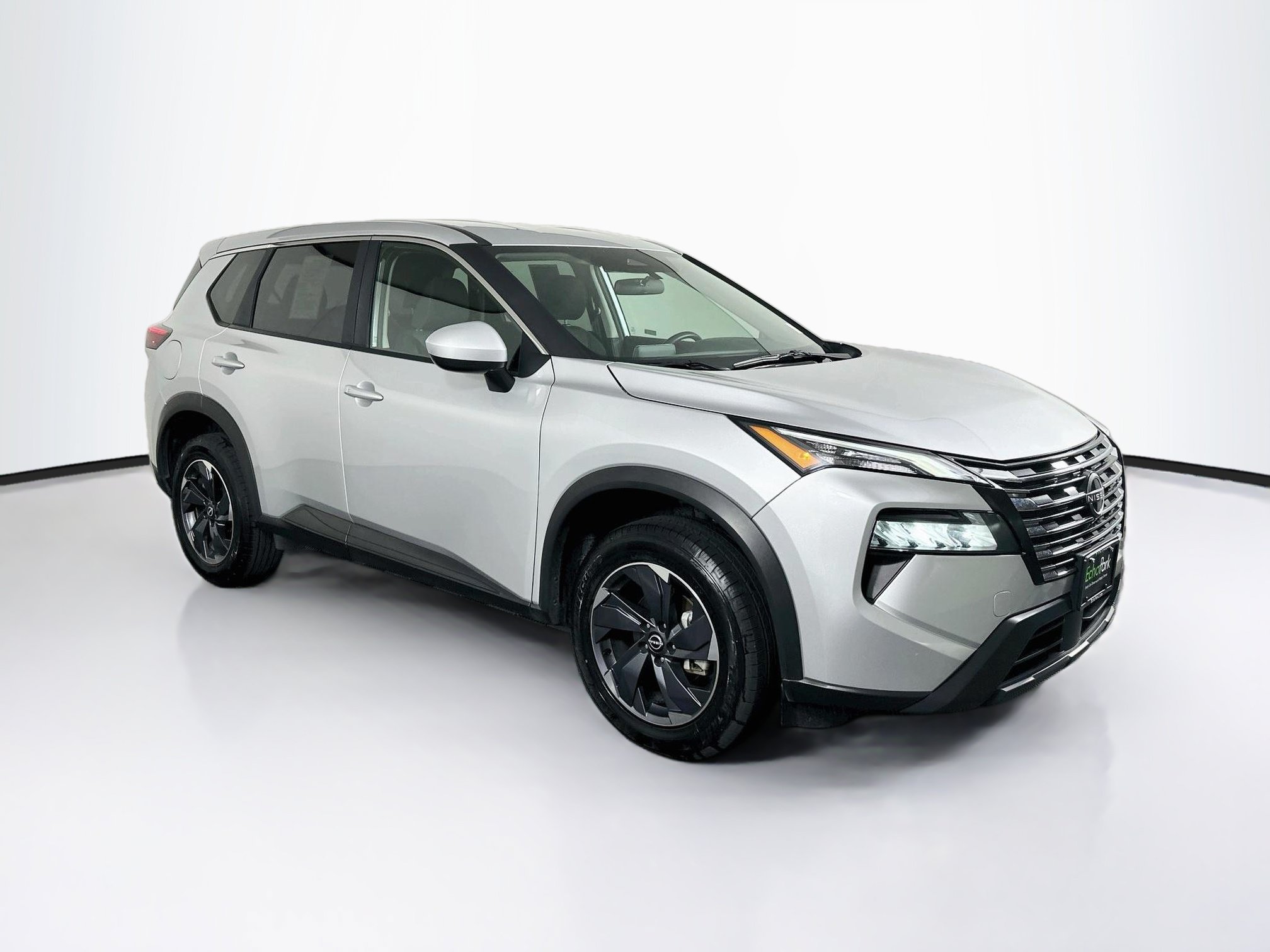 Used 2025 Nissan Rogue SV FWD SV
