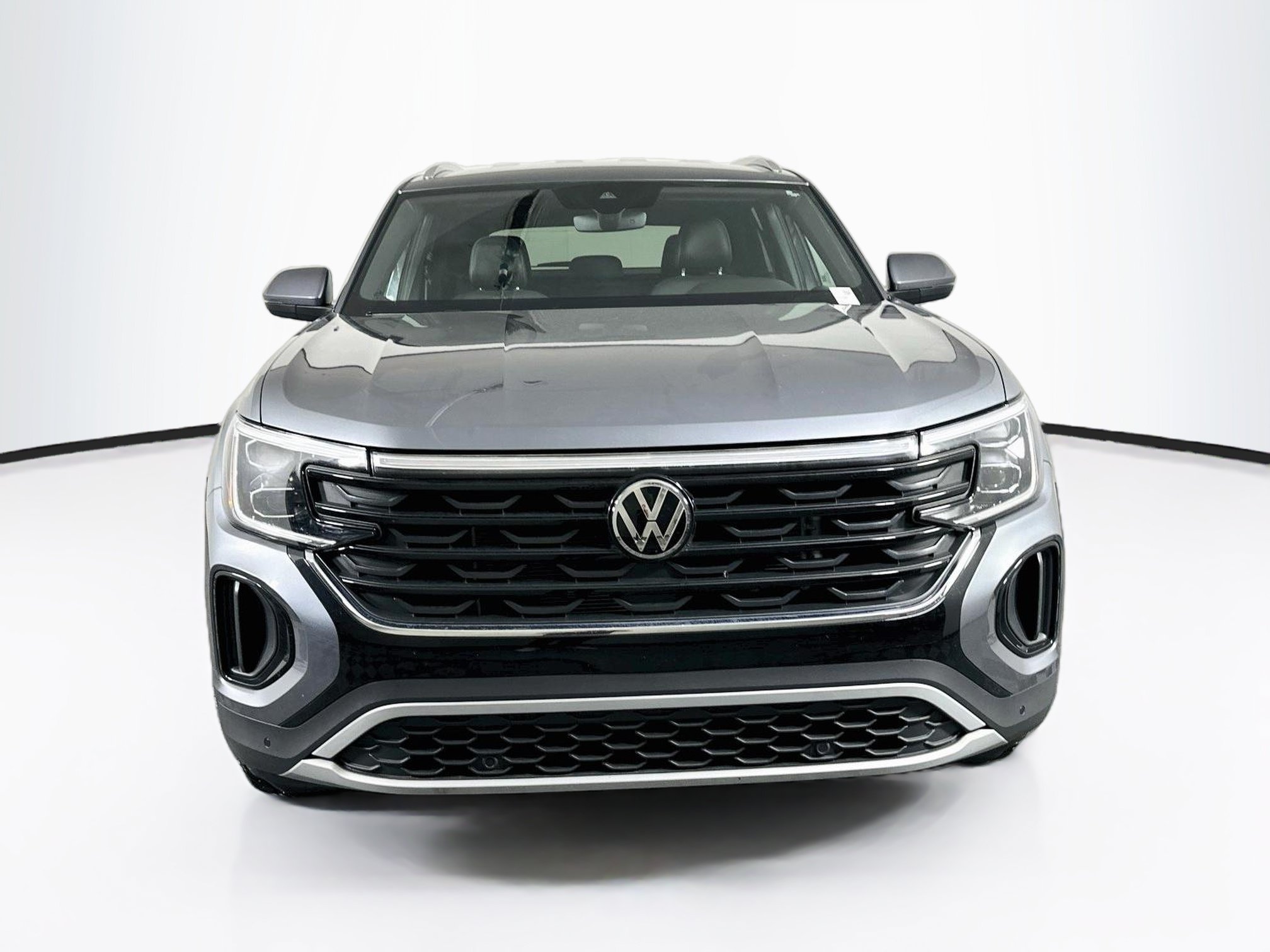 Used 2025 Volkswagen Atlas Cross Sport 2.0T SE w/Technology 2.0T SE w/Technology FWD