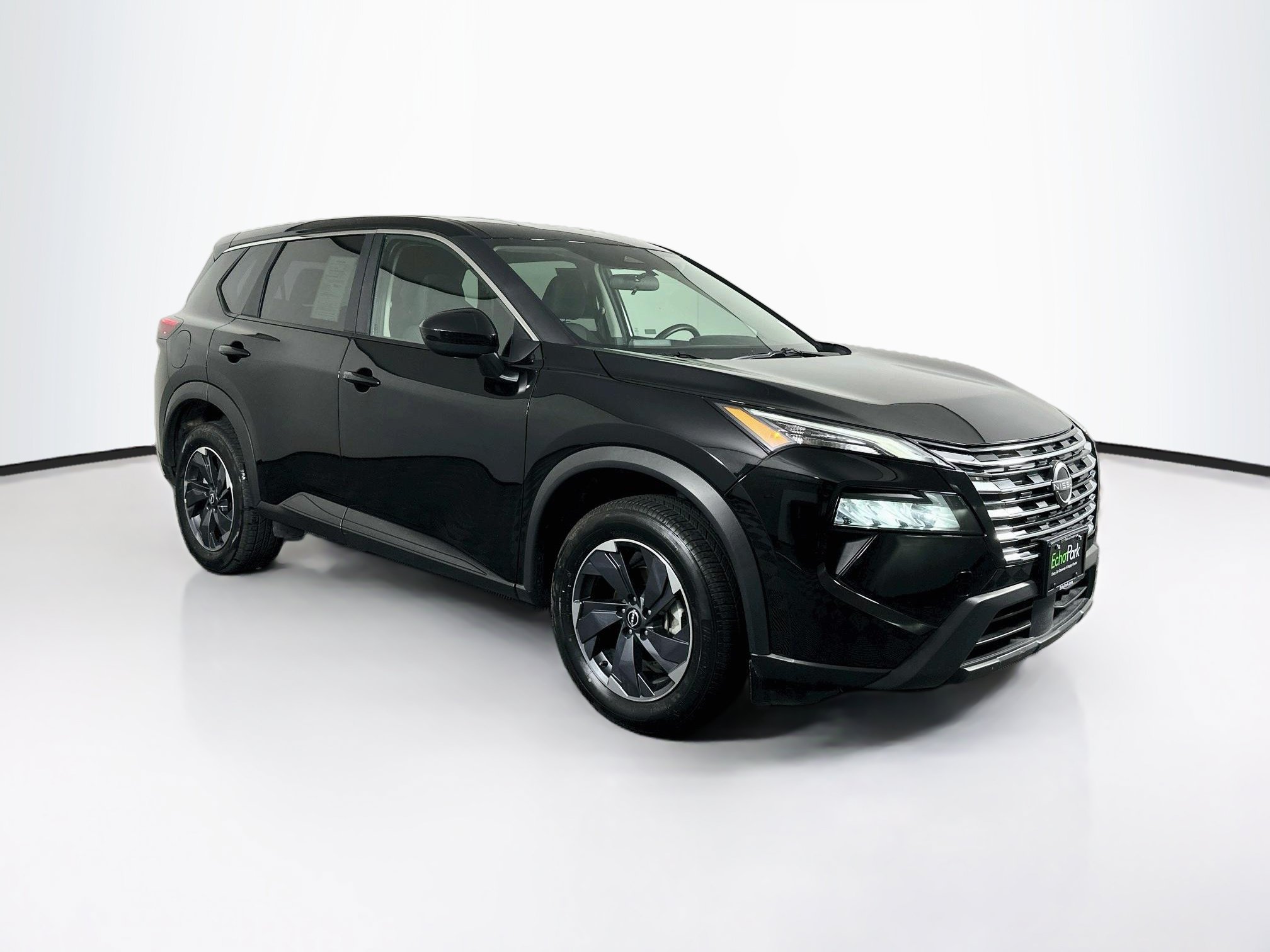 Used 2025 Nissan Rogue SV FWD SV