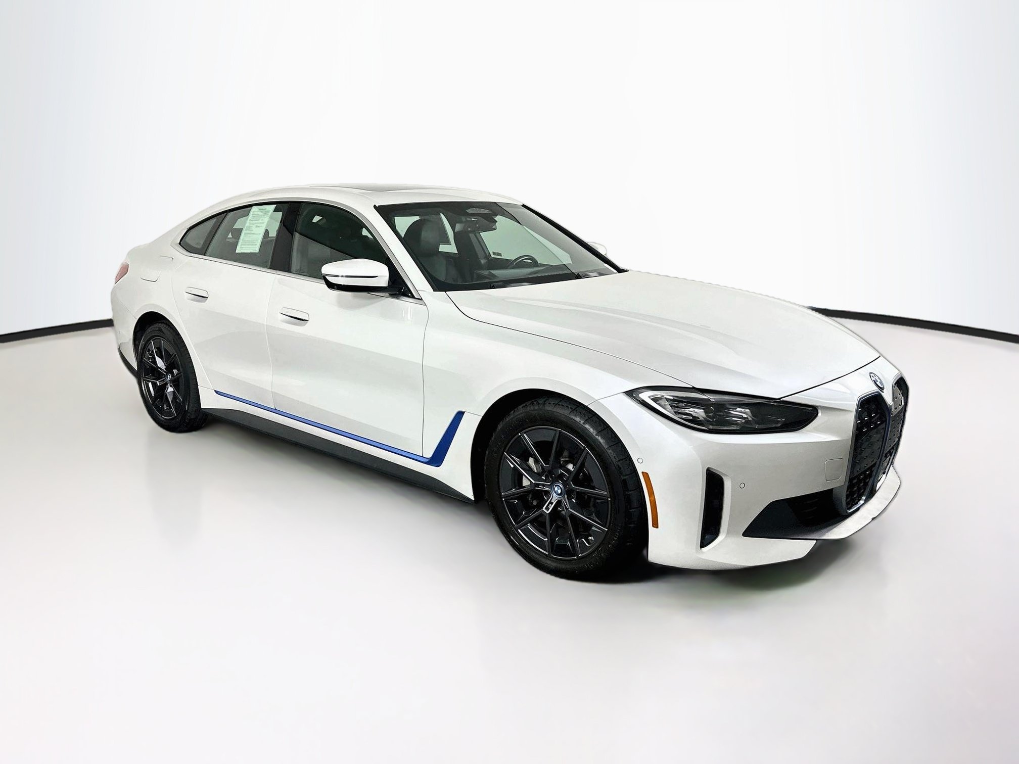  BMW i4