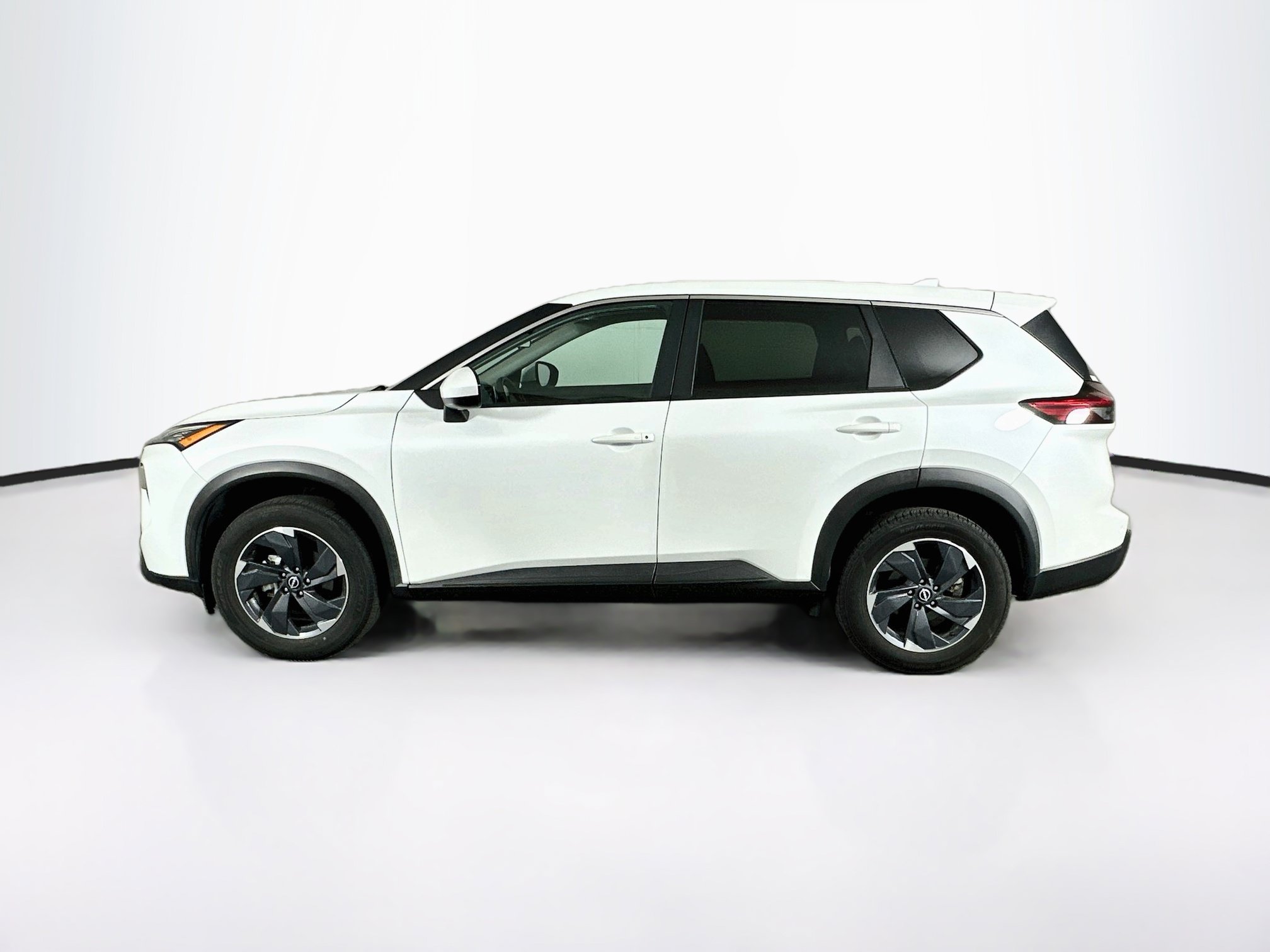 Used 2024 Nissan Rogue SV FWD SV