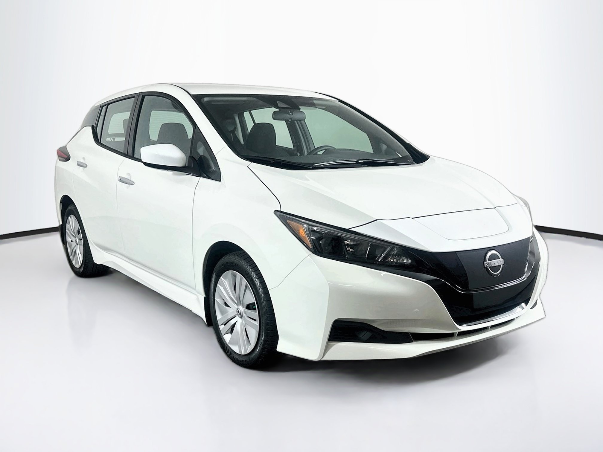 2025 Nissan Leaf S
