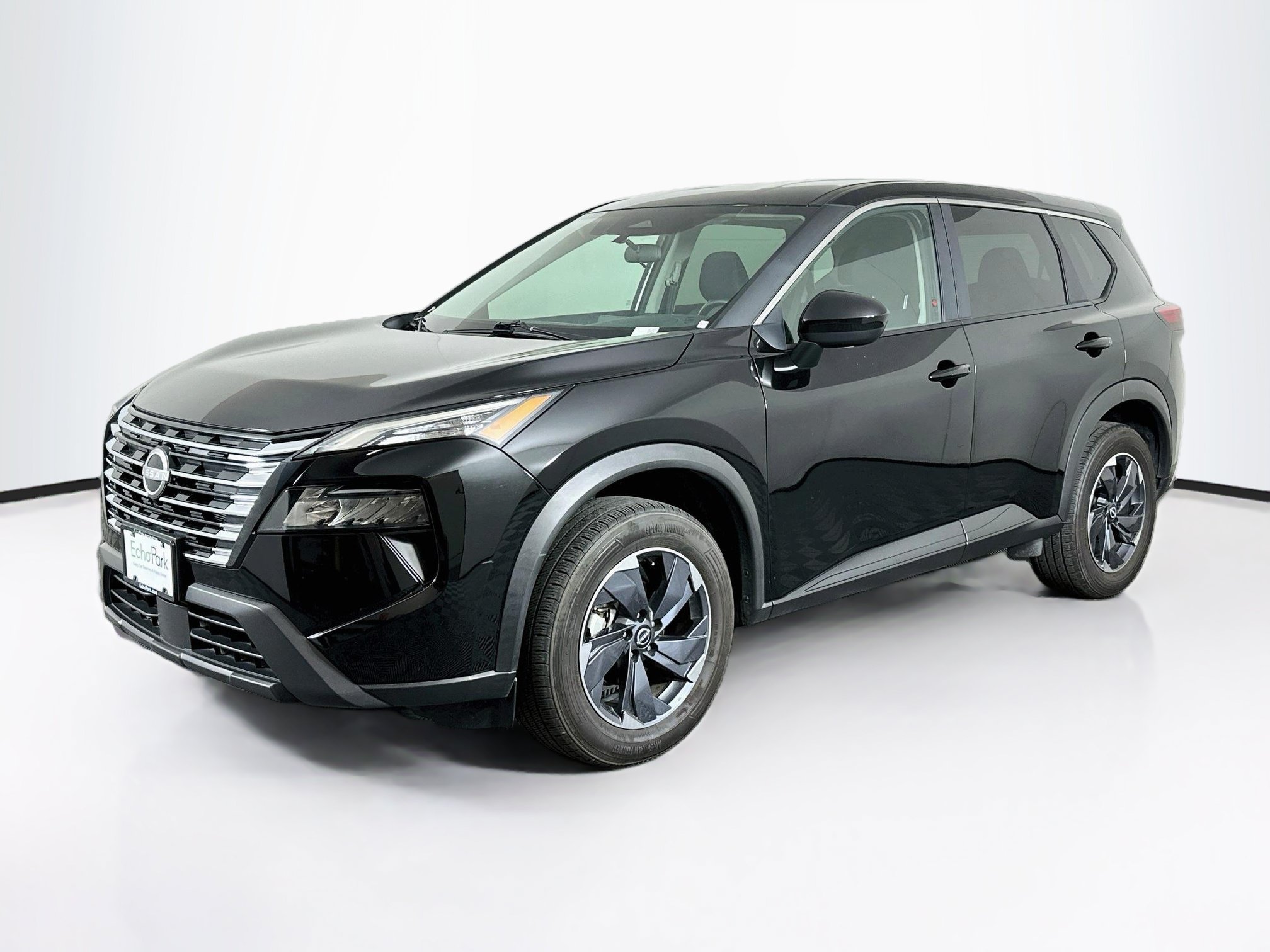 Used 2025 Nissan Rogue SV FWD SV