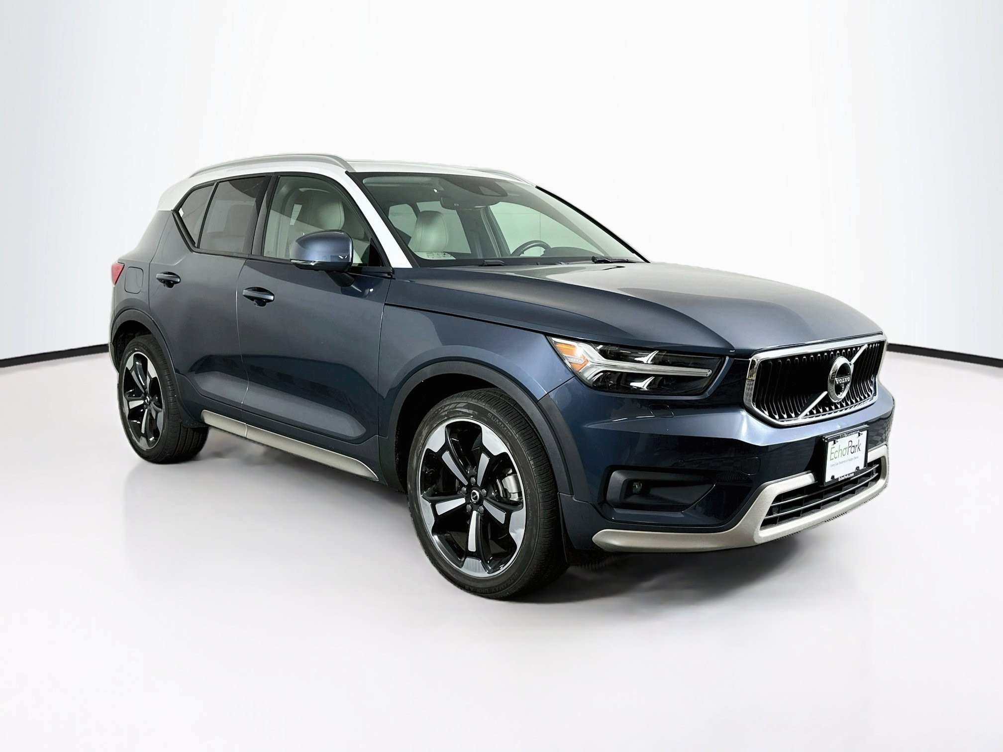 2021 Volvo XC40
