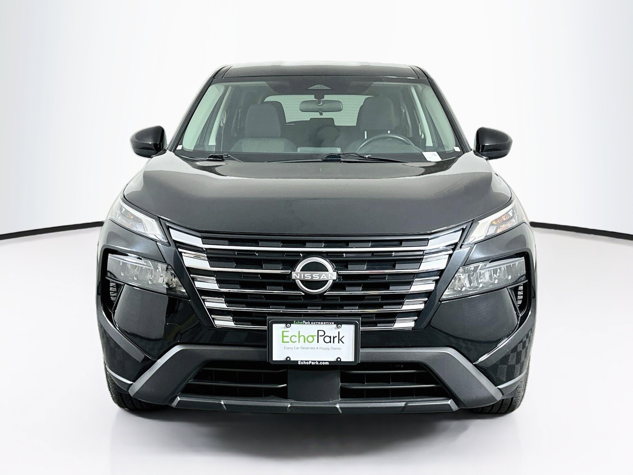 Used 2025 Nissan Rogue SV FWD SV